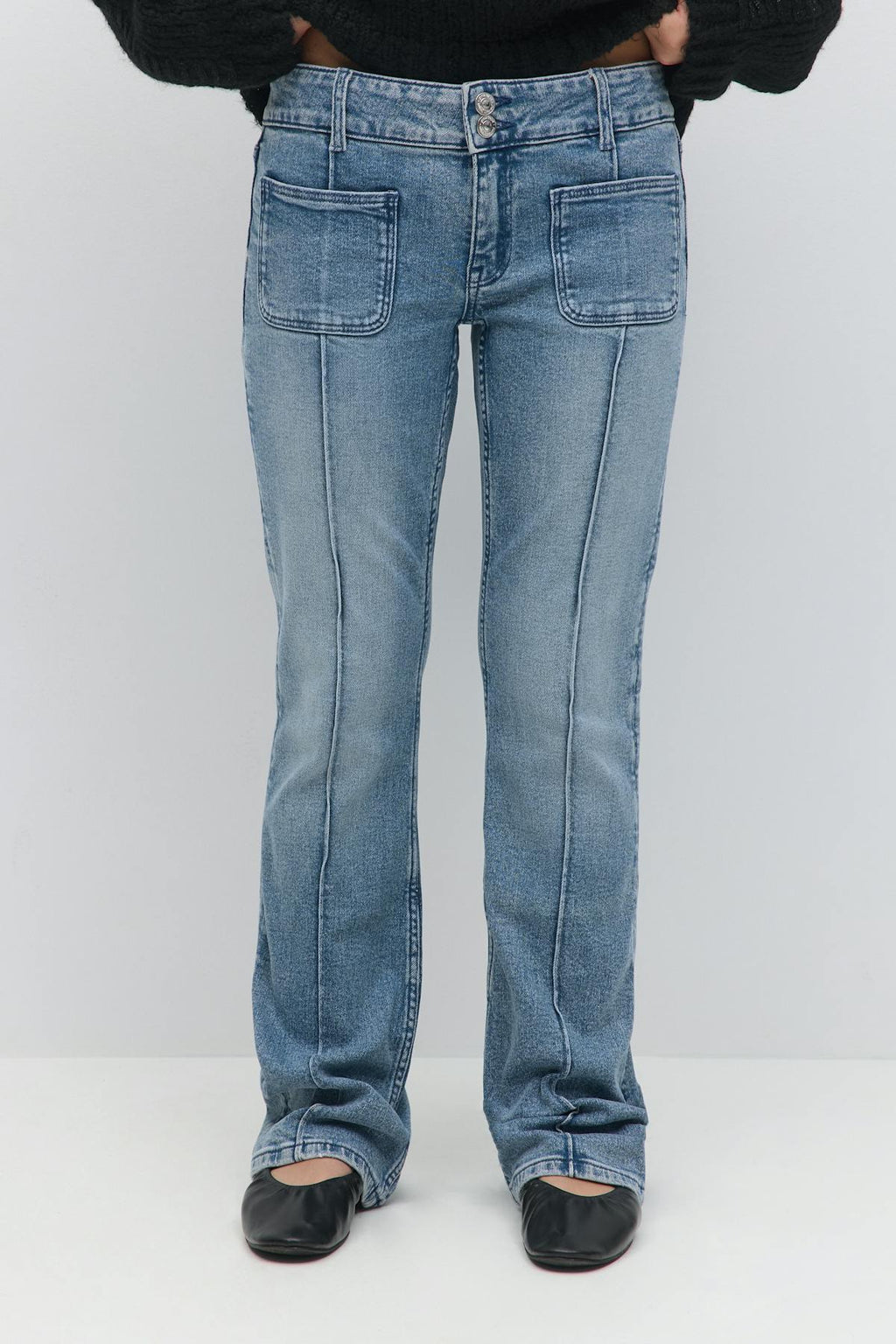 Pleated flare jeans