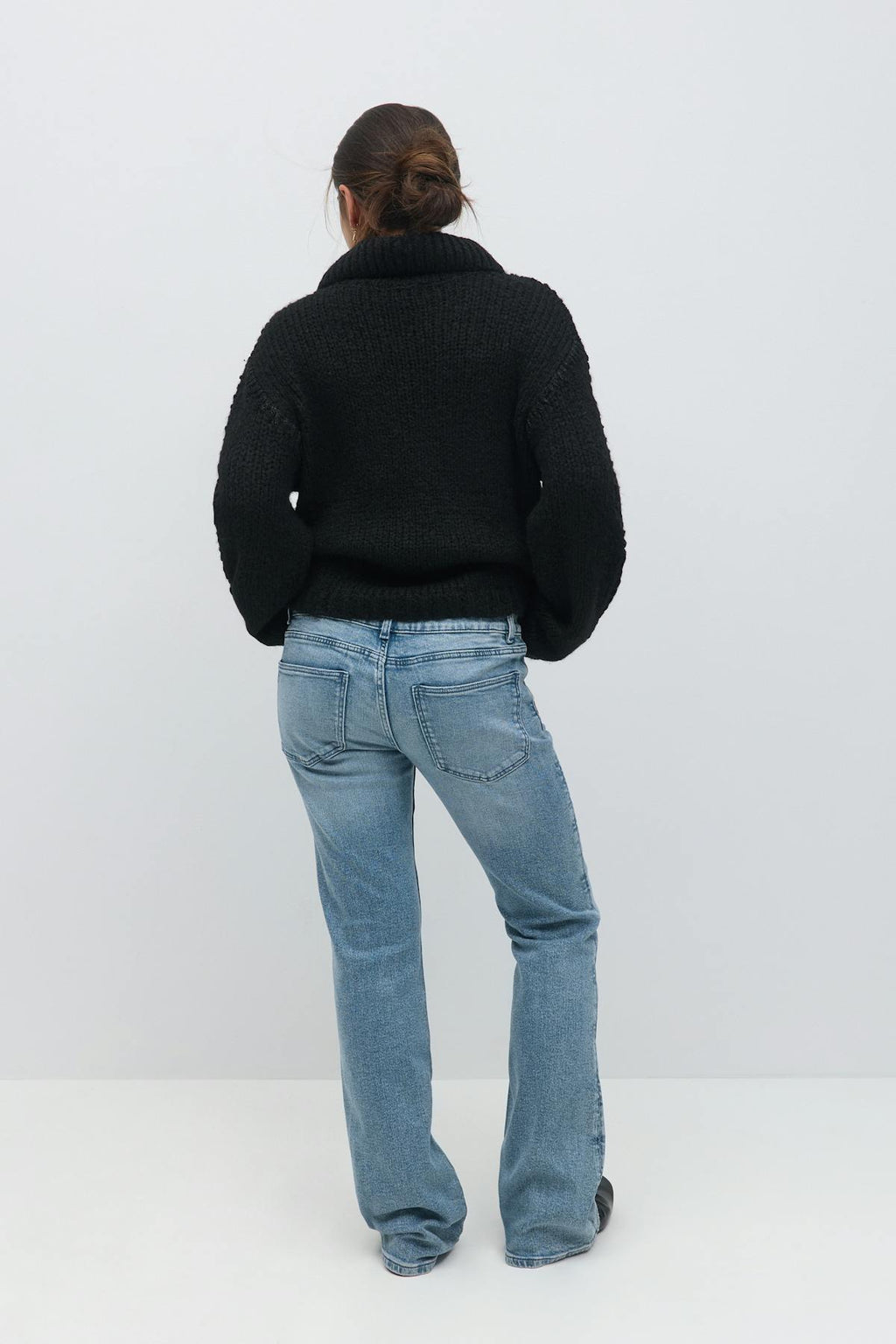 Pleated flare jeans