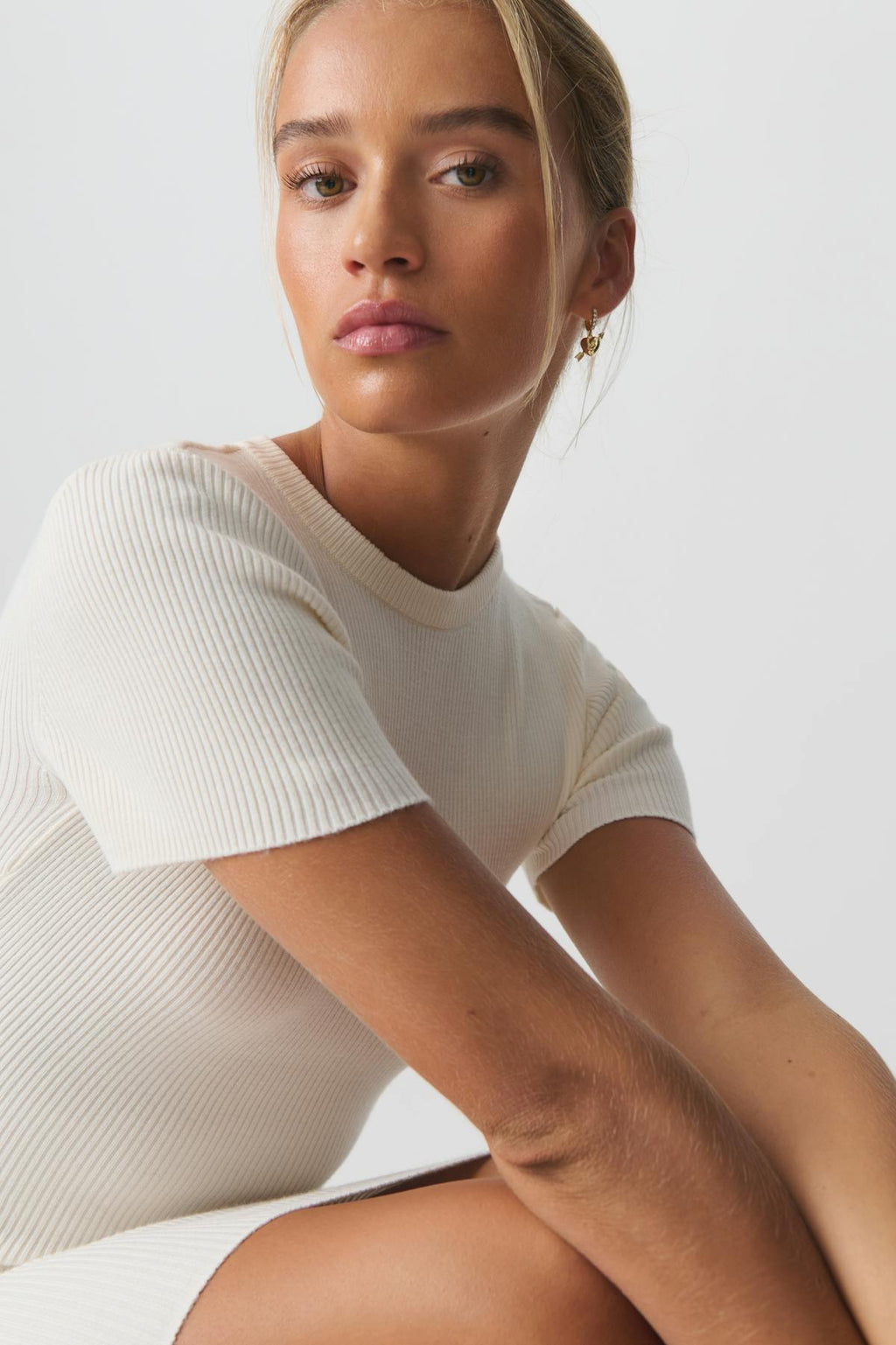 Short sleeve knit dress