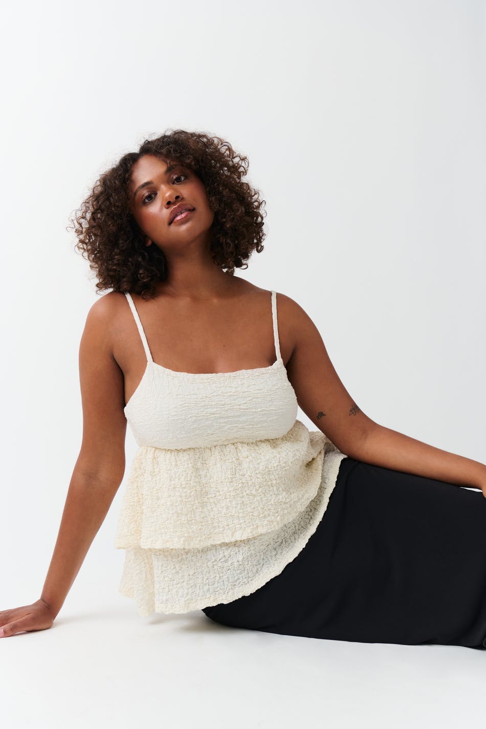 Frill singlet