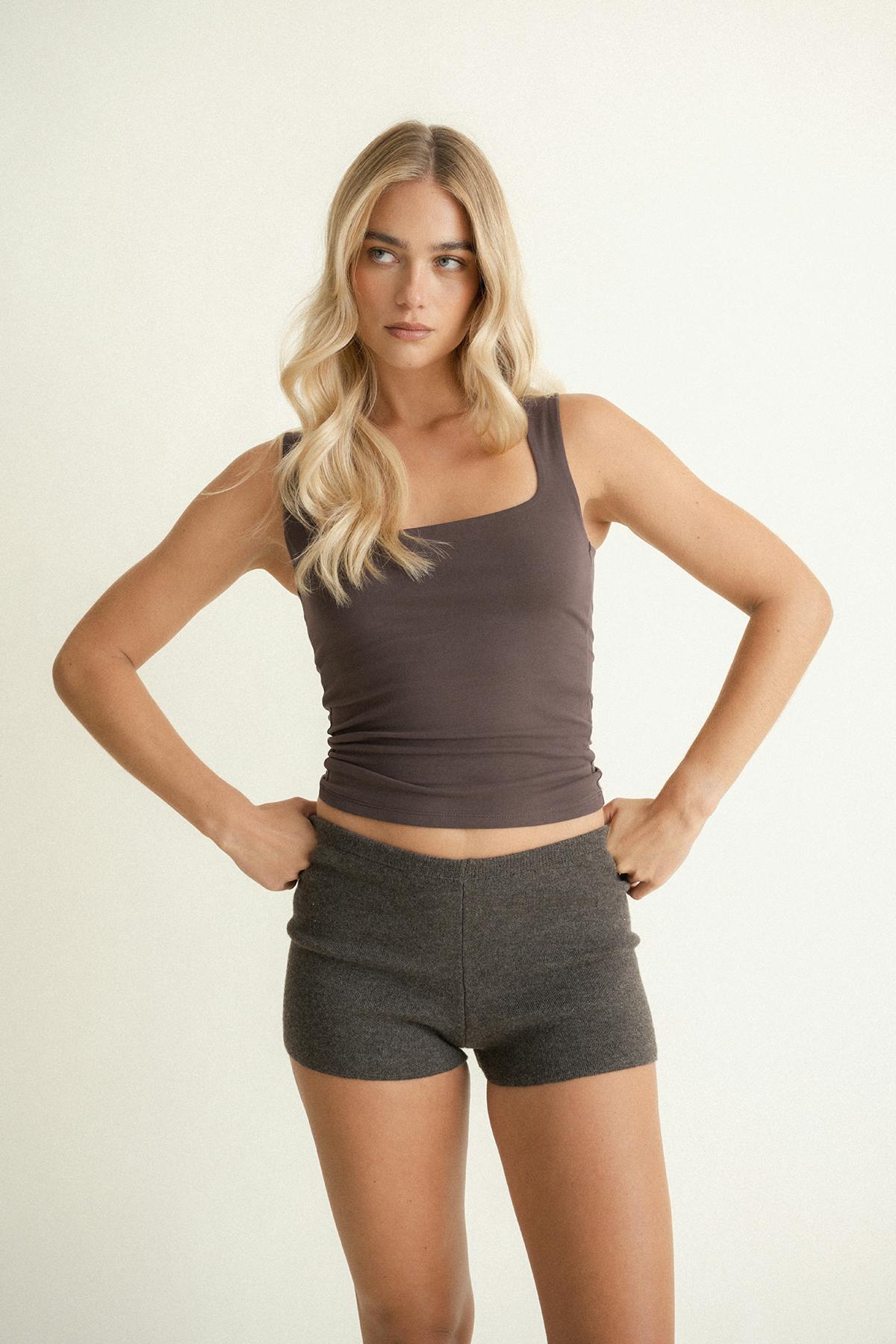 Square neck tank top