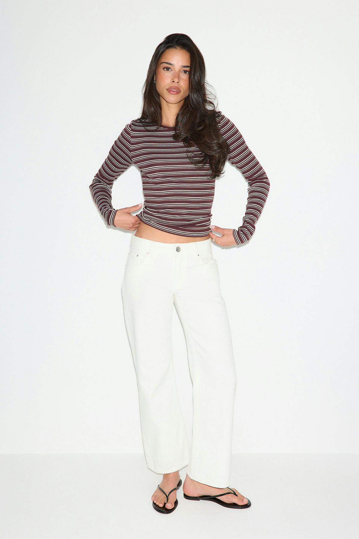Tight fit long sleeve top