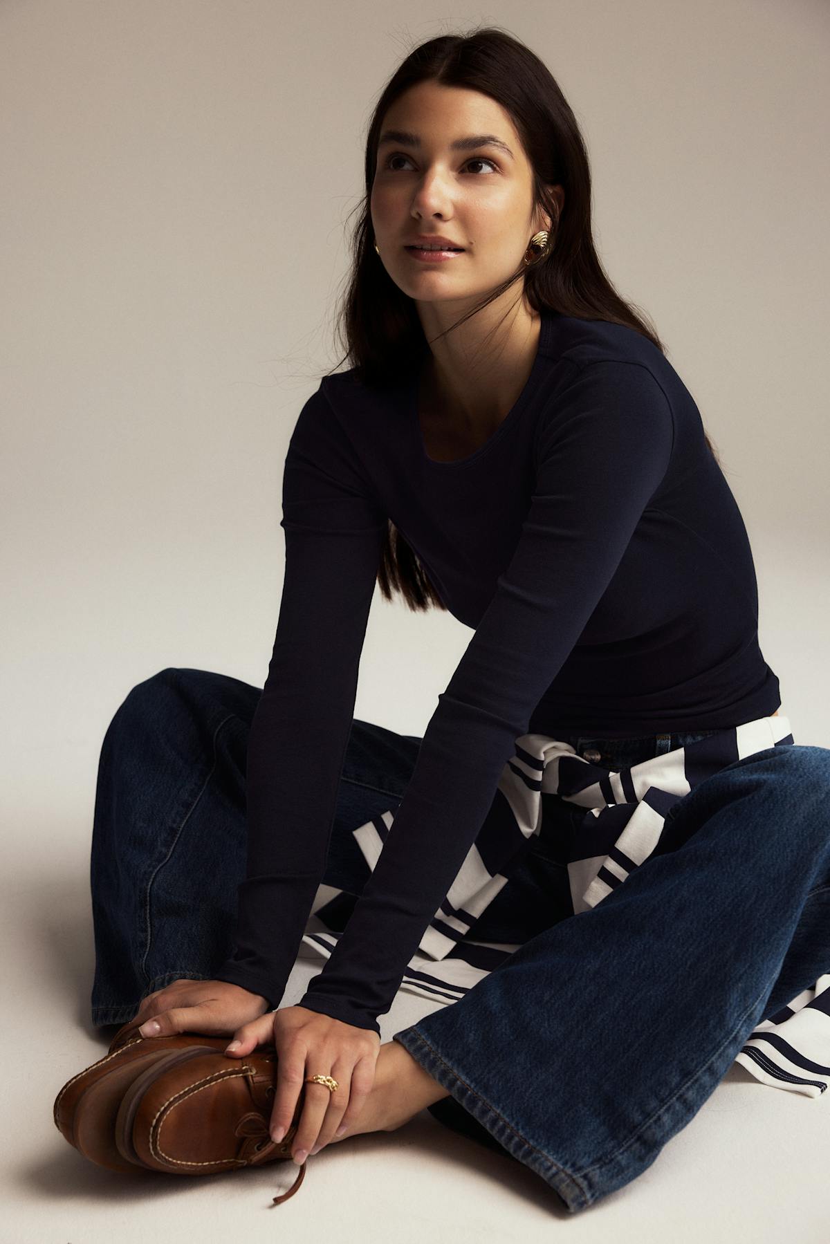 Tight fit long sleeve top
