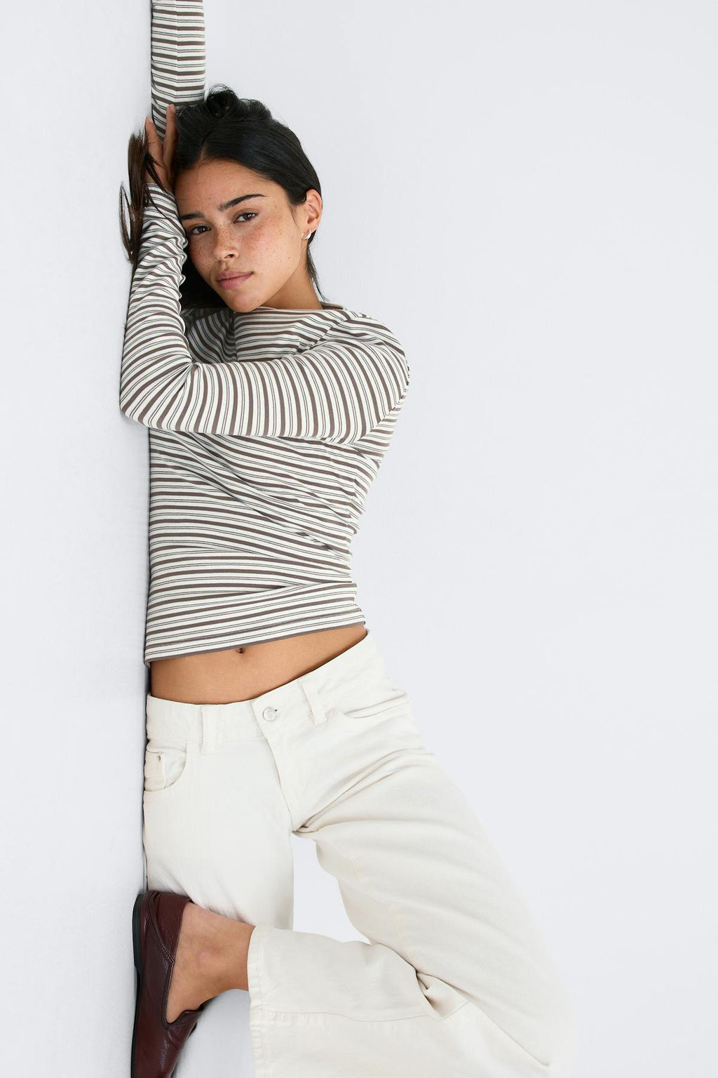 Tight fit long sleeve top