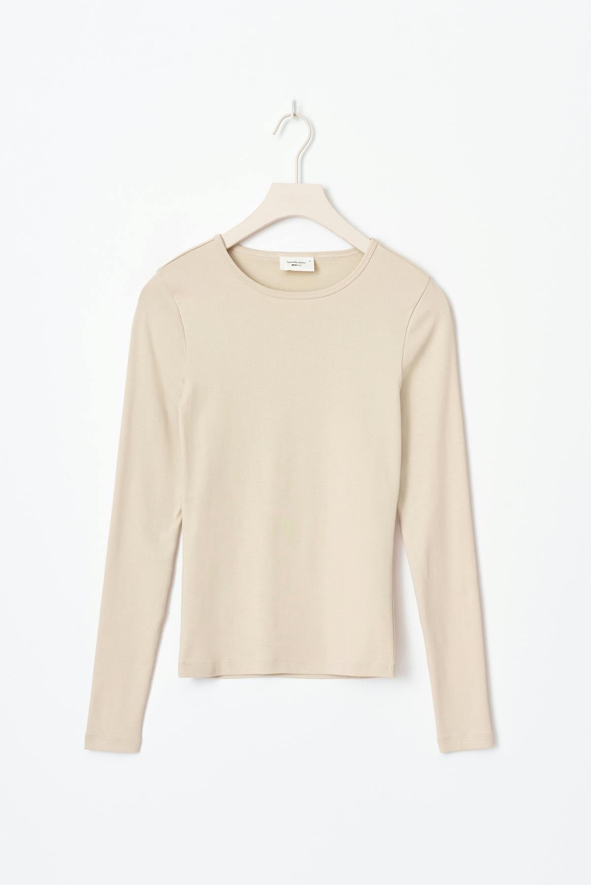 Tight fit long sleeve top
