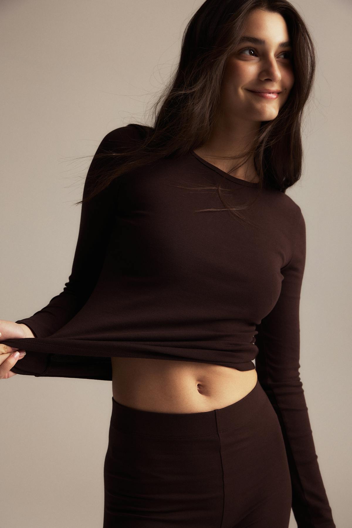 Tight fit long sleeve top