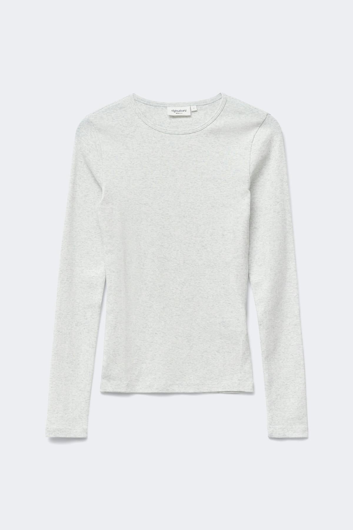 Tight fit long sleeve top