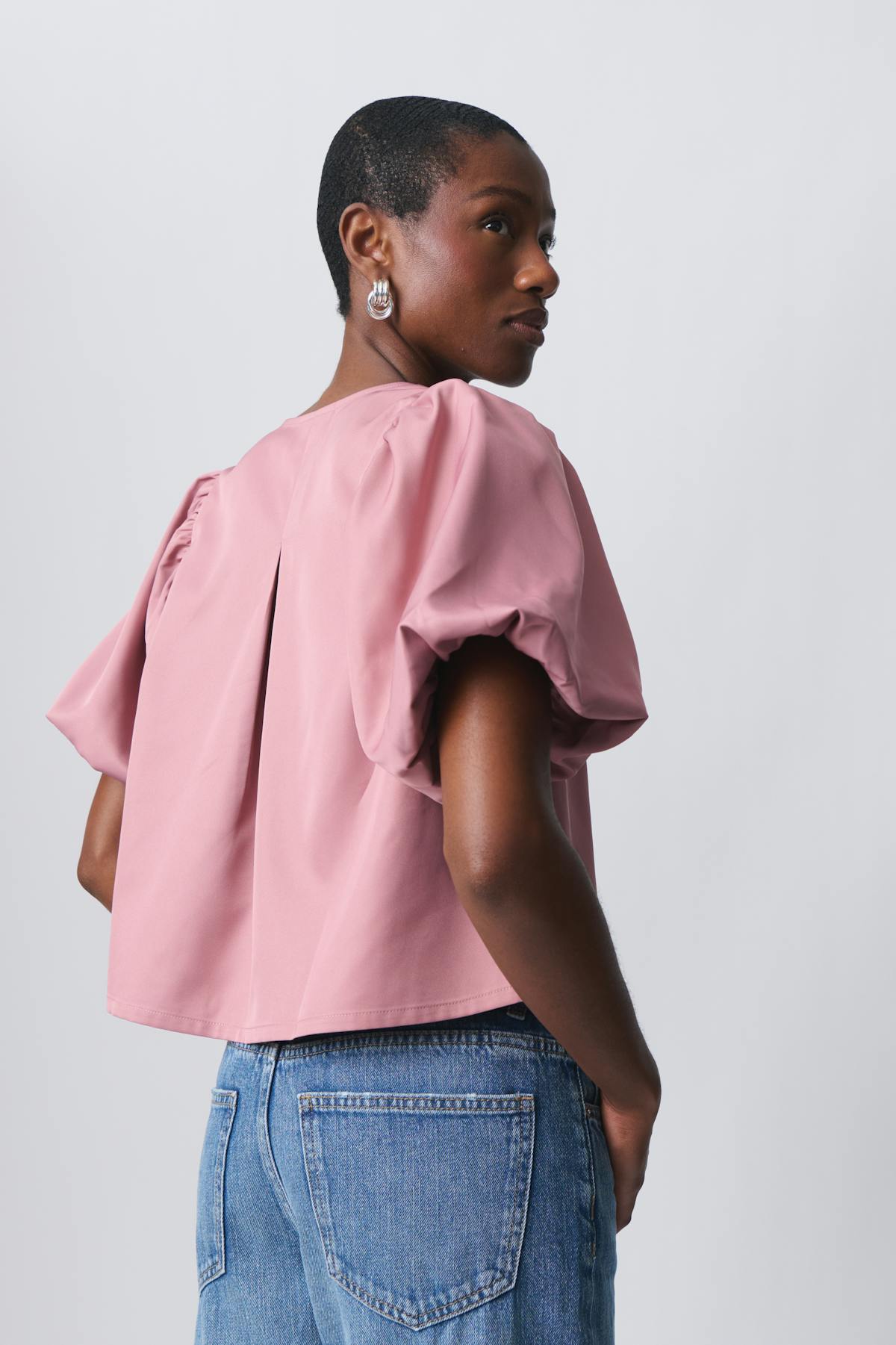 Puff sleeve blouse