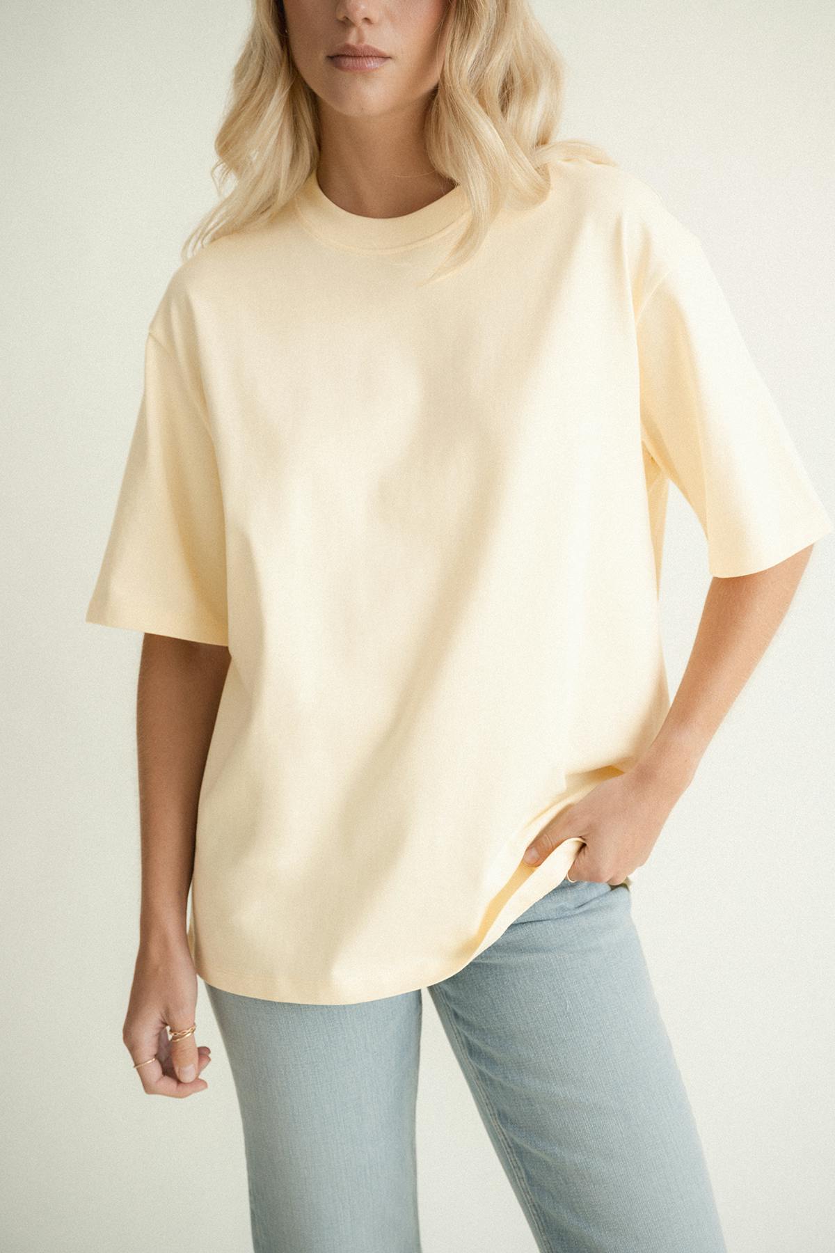 Oversized tee
