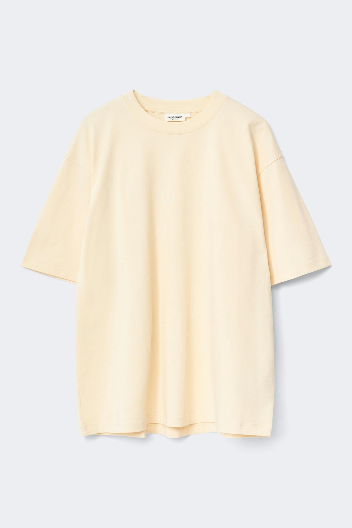 Oversized tee