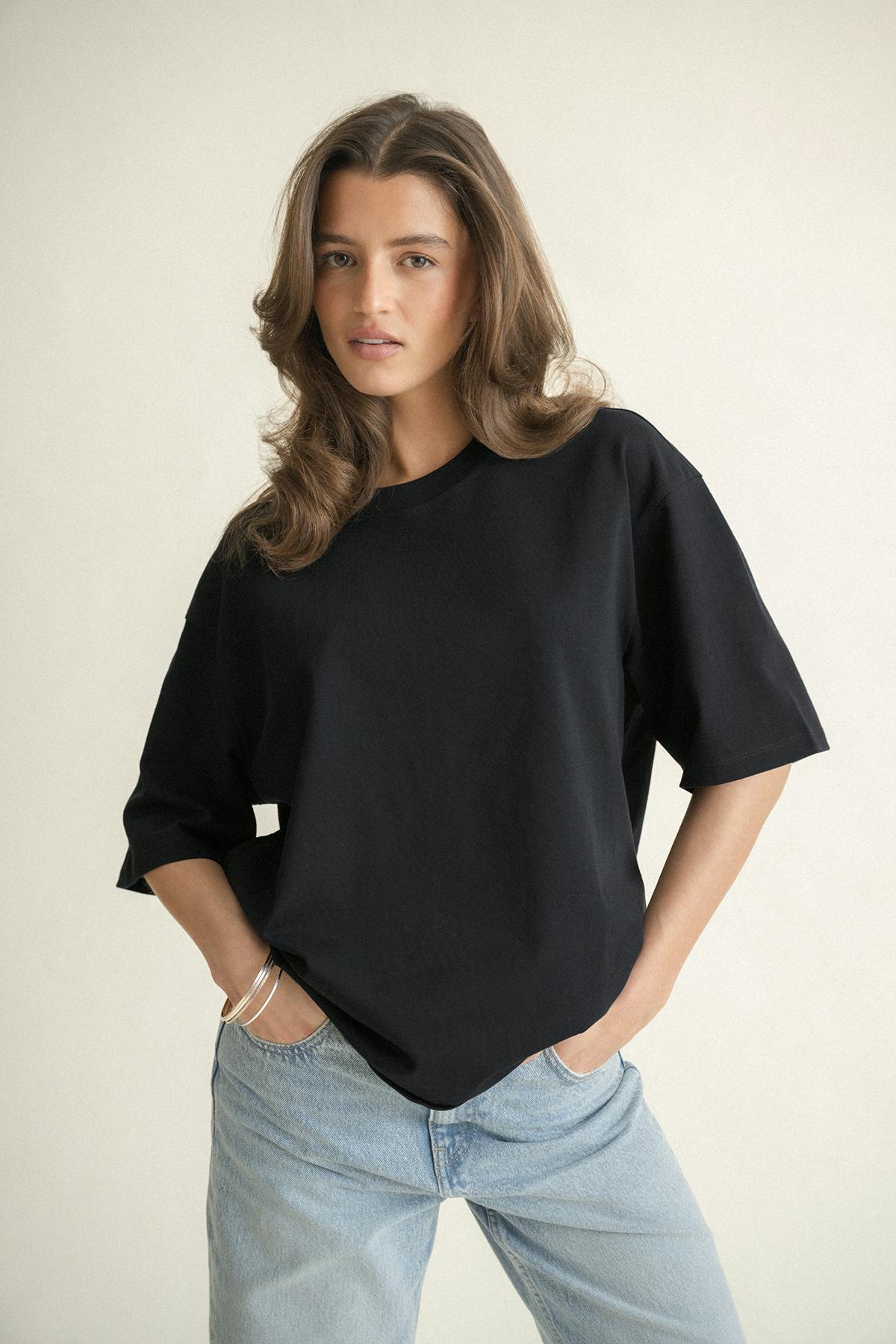 Oversized tee
