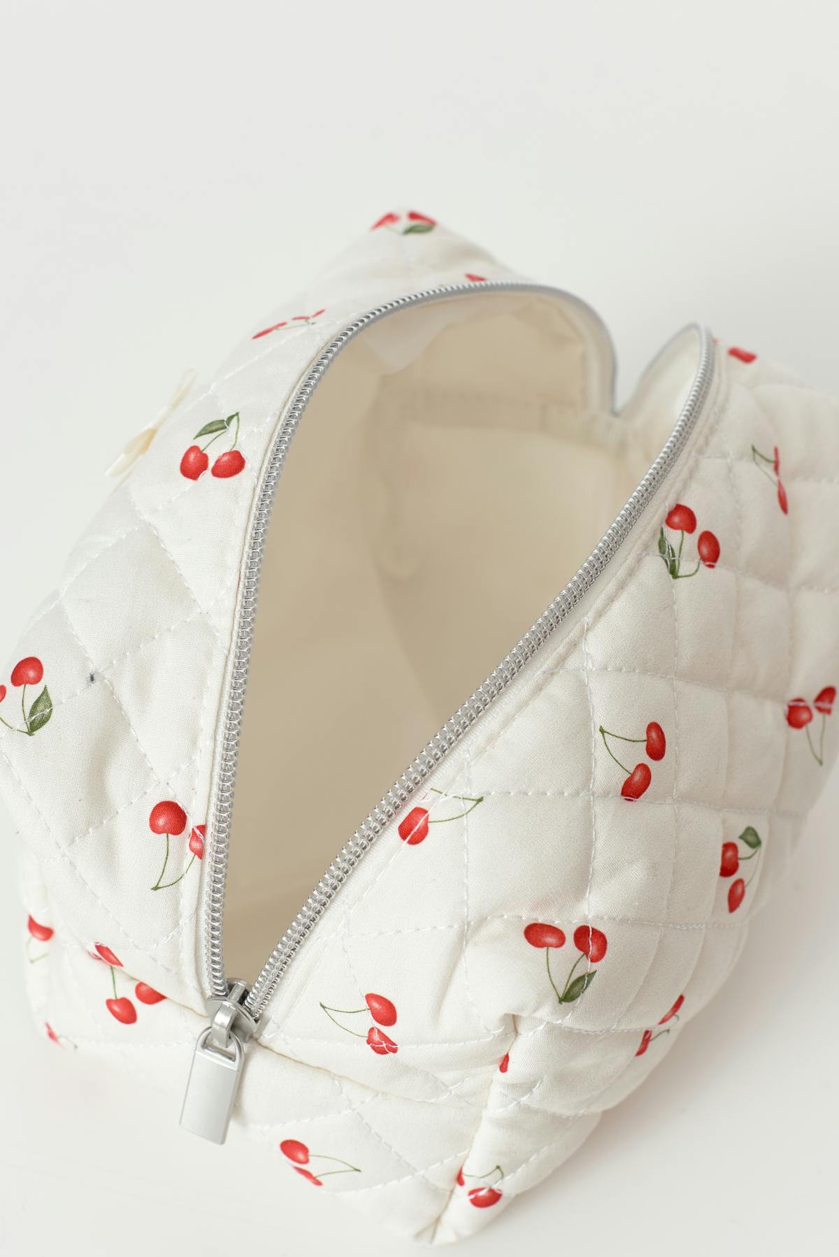 Makeup bag
