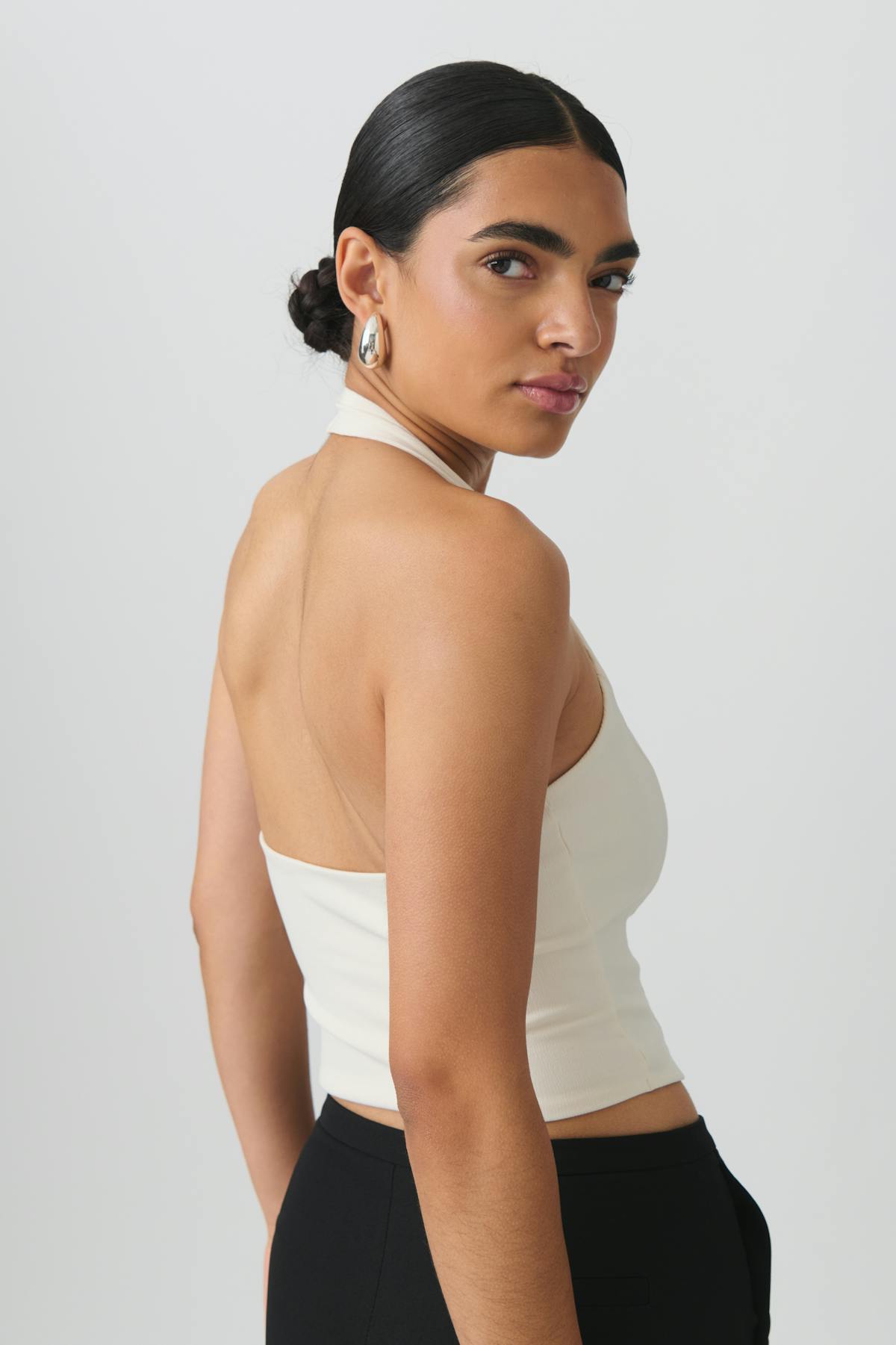 Halterneck vest