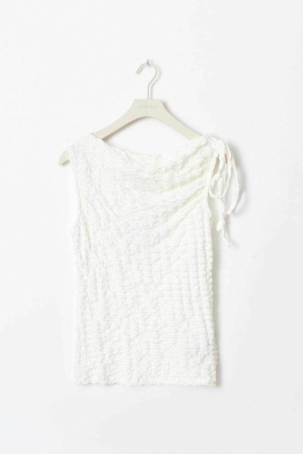 Structure asymmetric top