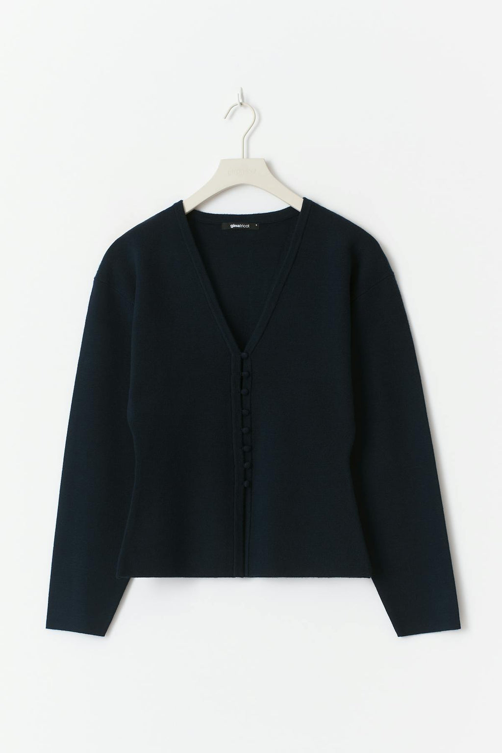 Shaped knitted cardigan
