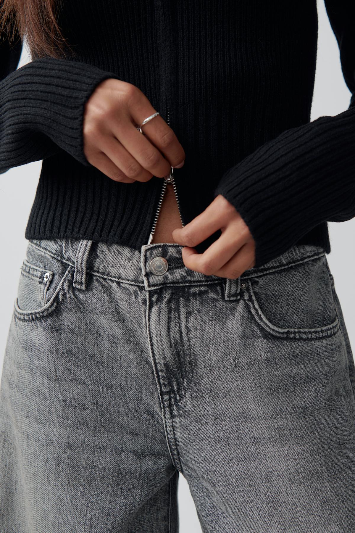 Knitted zip collar cardigan