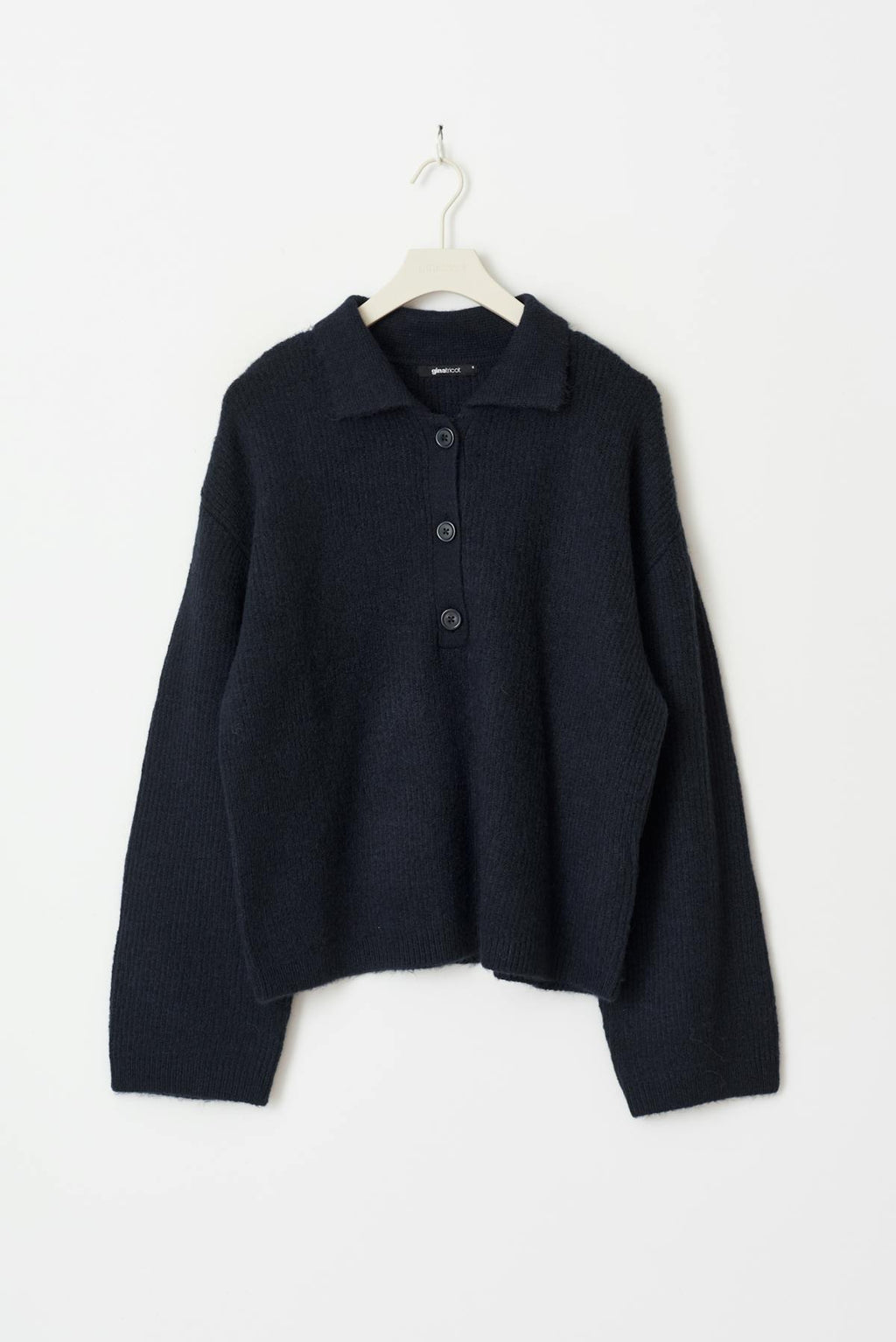 Knitted collar sweater