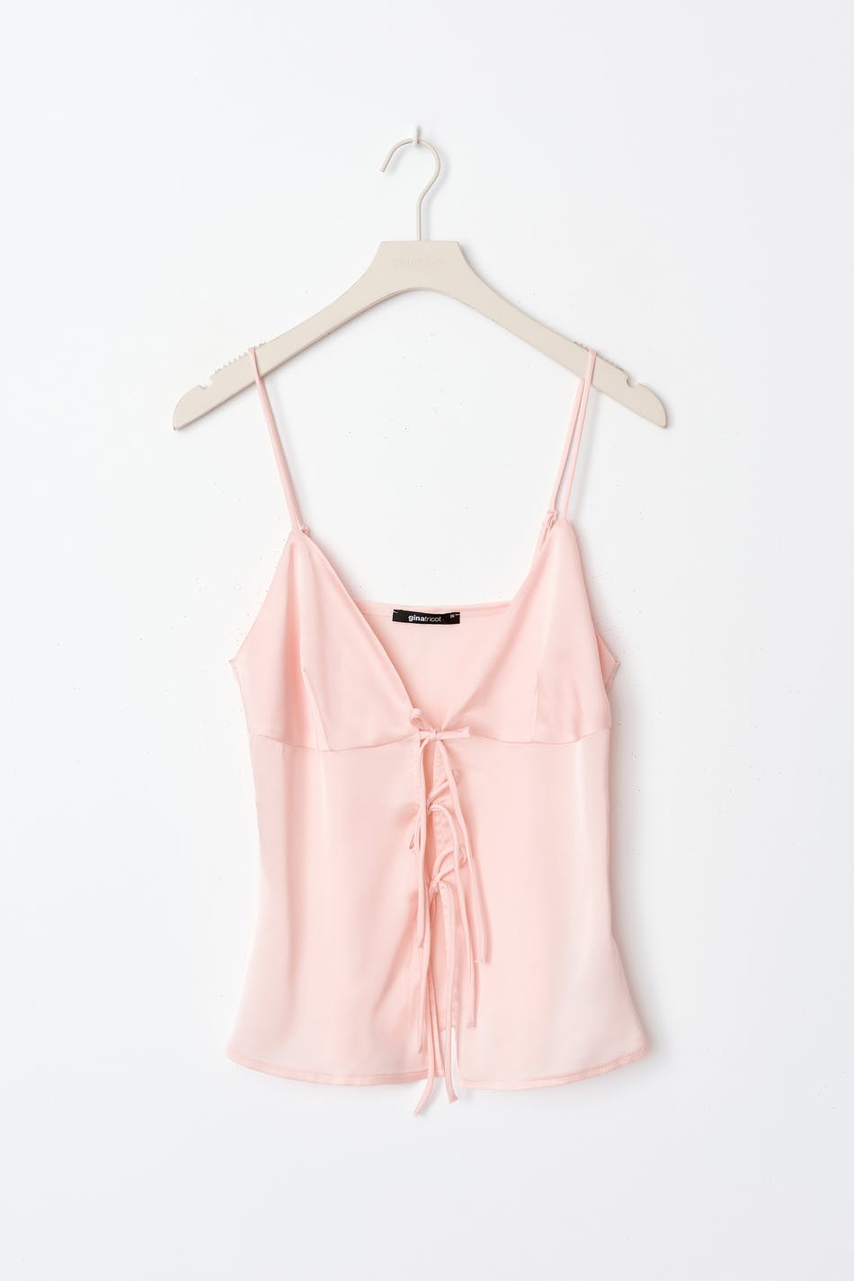 Tie singlet