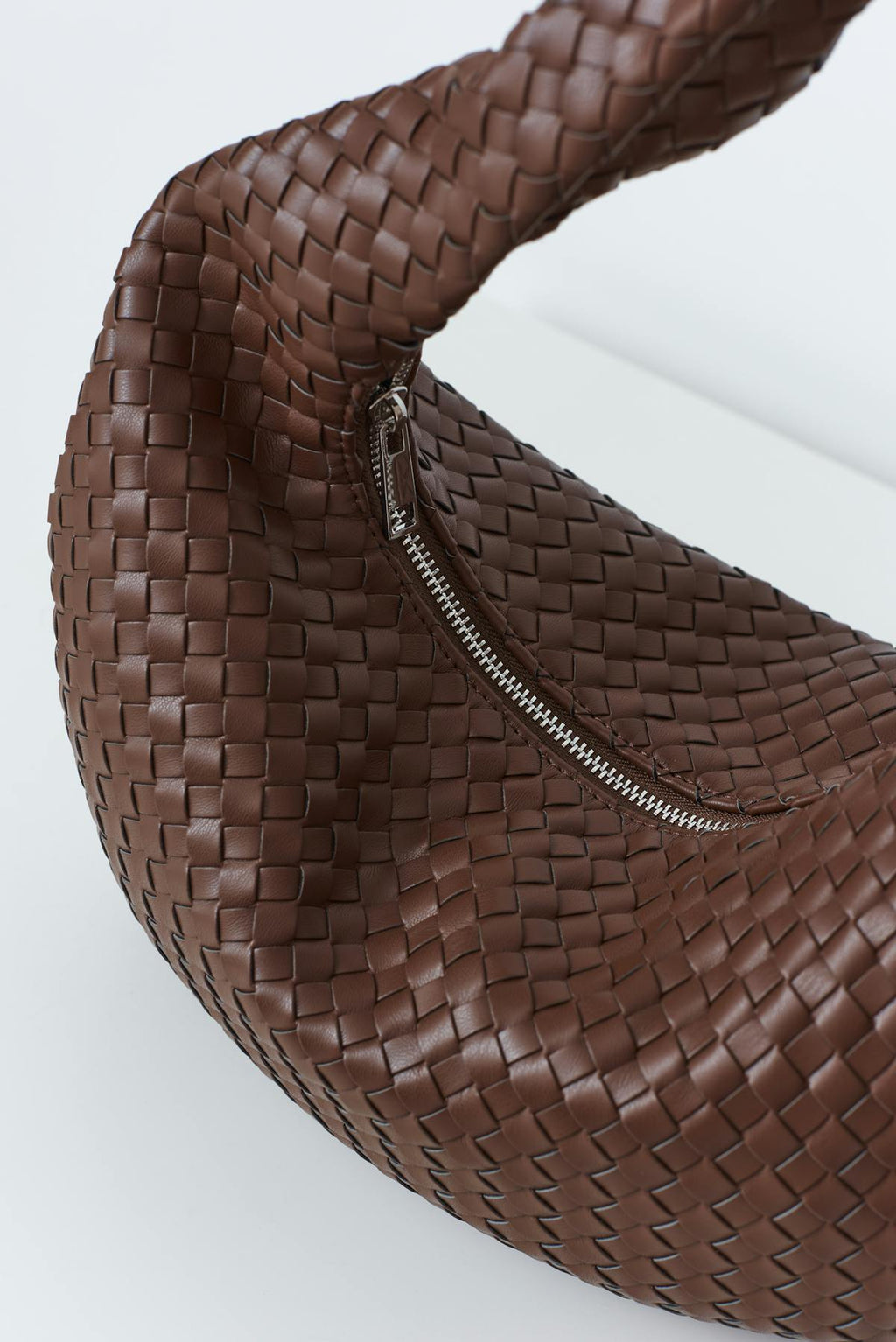 Braided shoulder bag