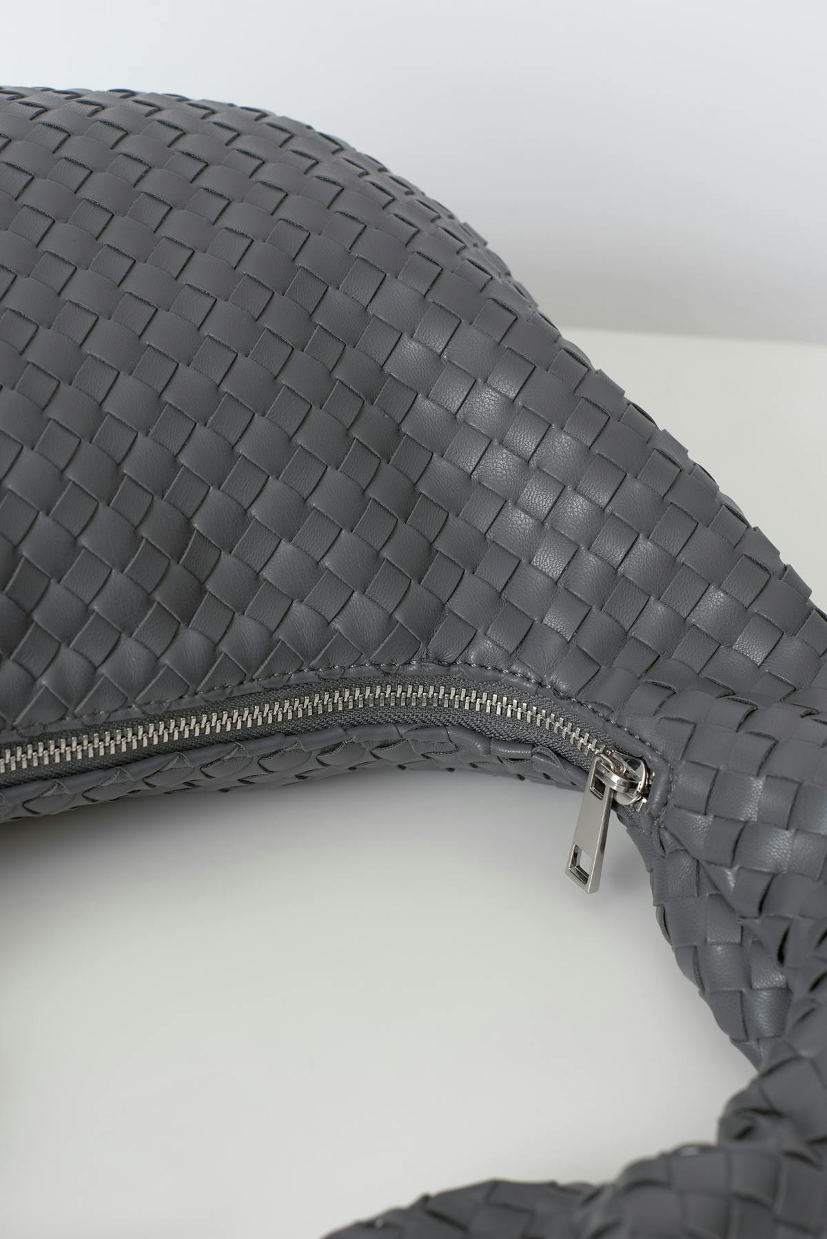 Braided shoulder bag