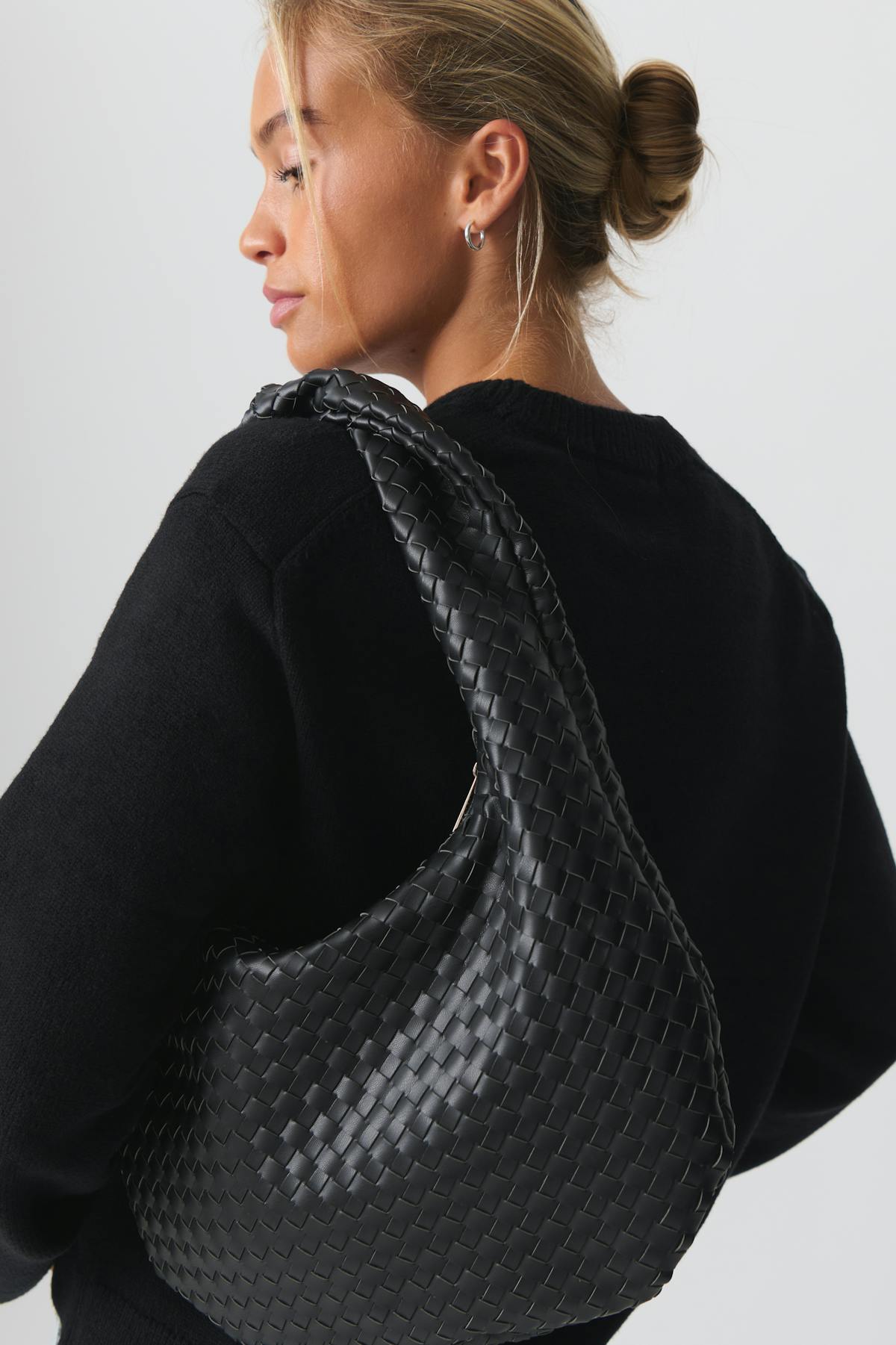 Braided shoulder bag
