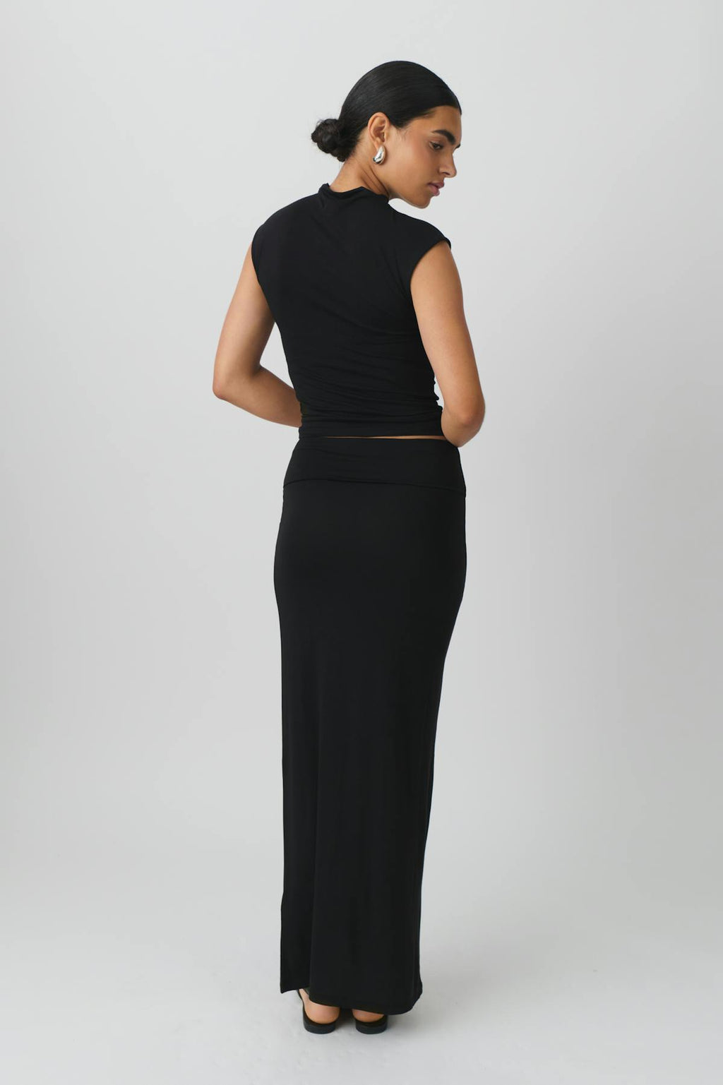 soft touch folded maxi skirt