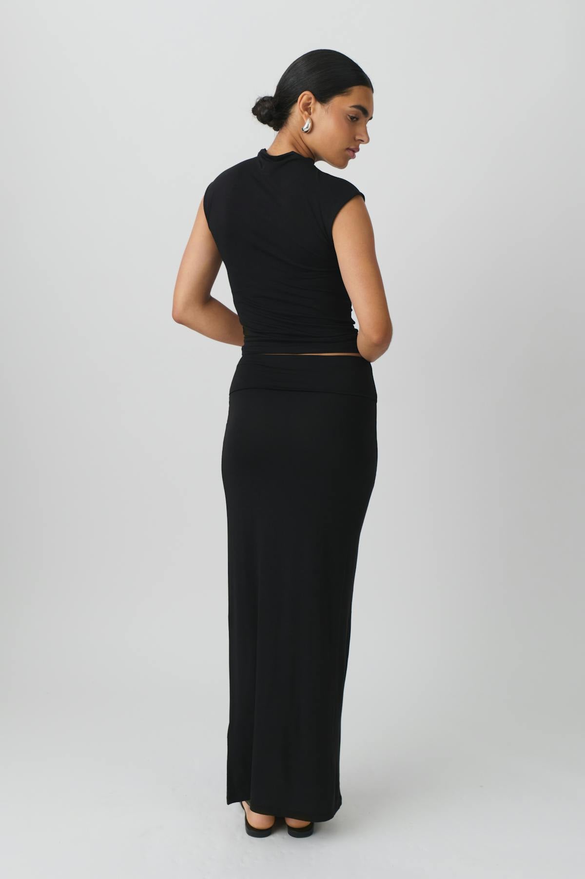 soft touch folded maxi skirt