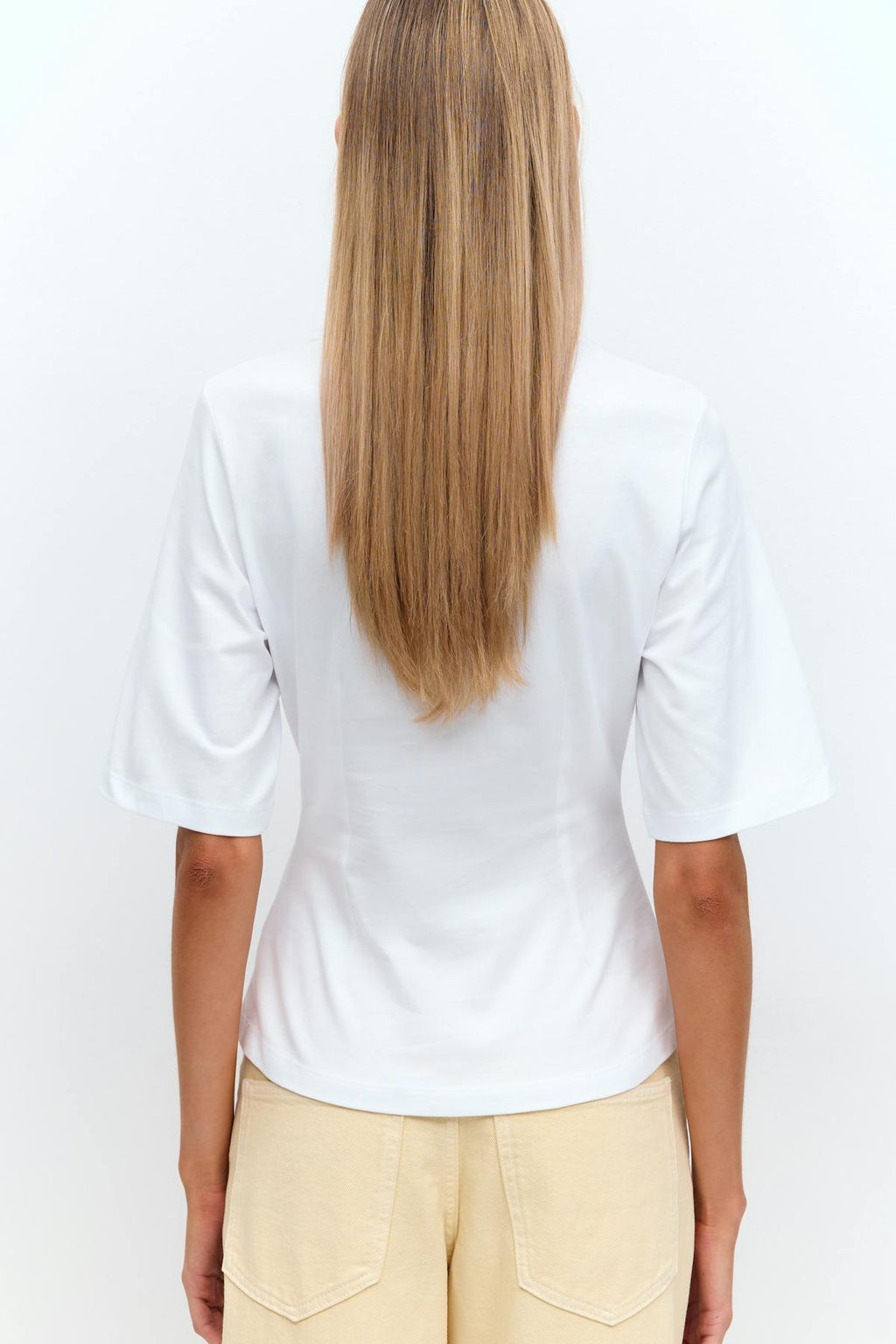 Fitted tee