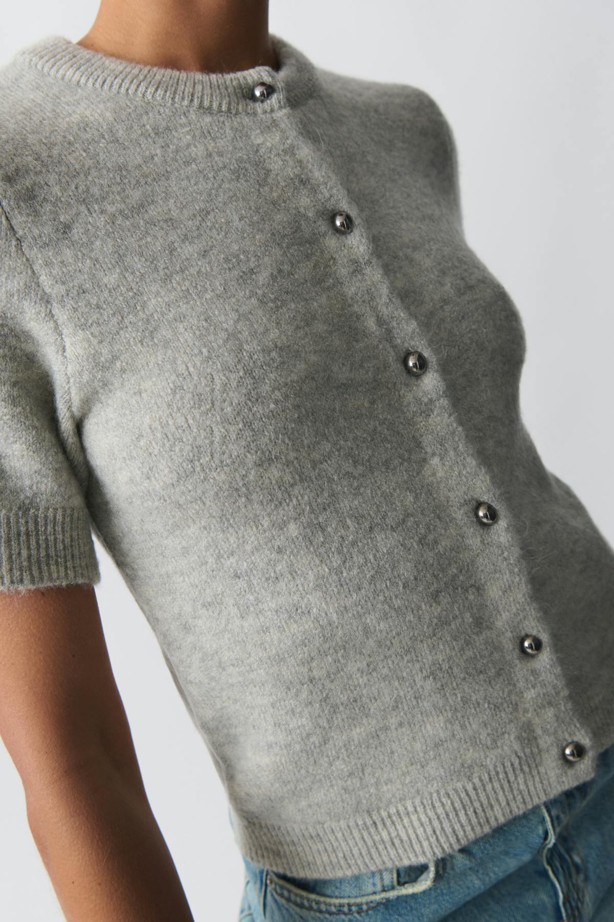 Knitted cardigan