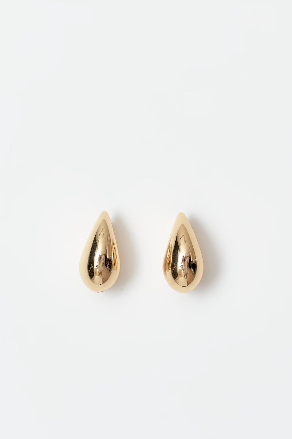 Mini drop earrings