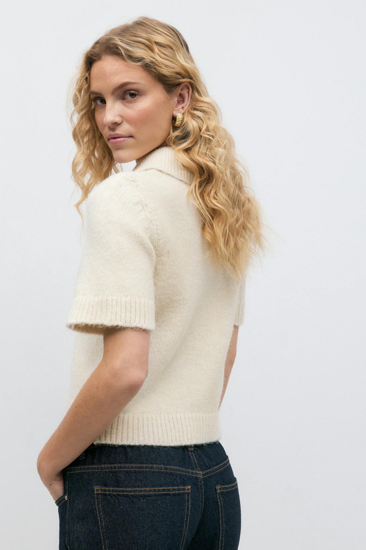 Knitted cardigan