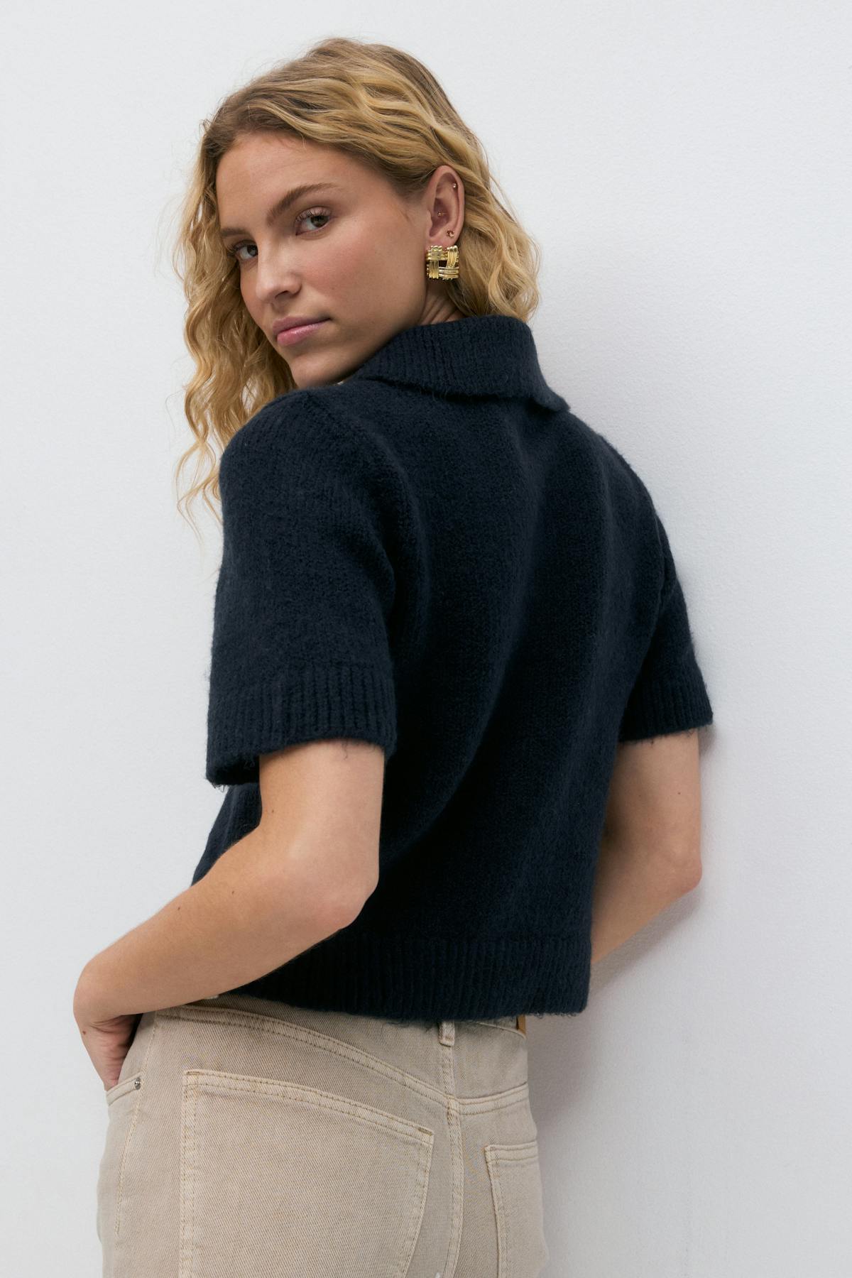 Knitted cardigan