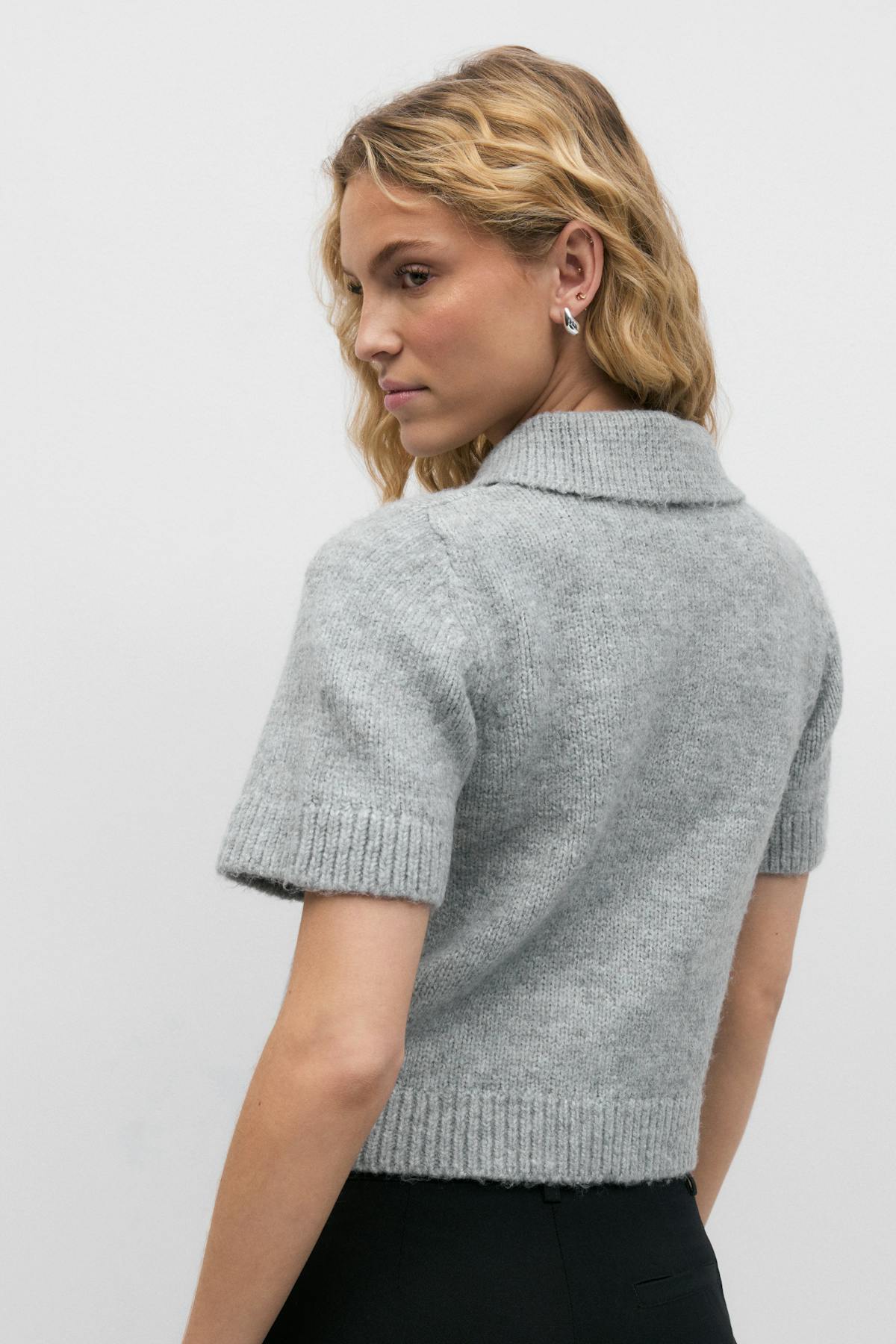Knitted cardigan