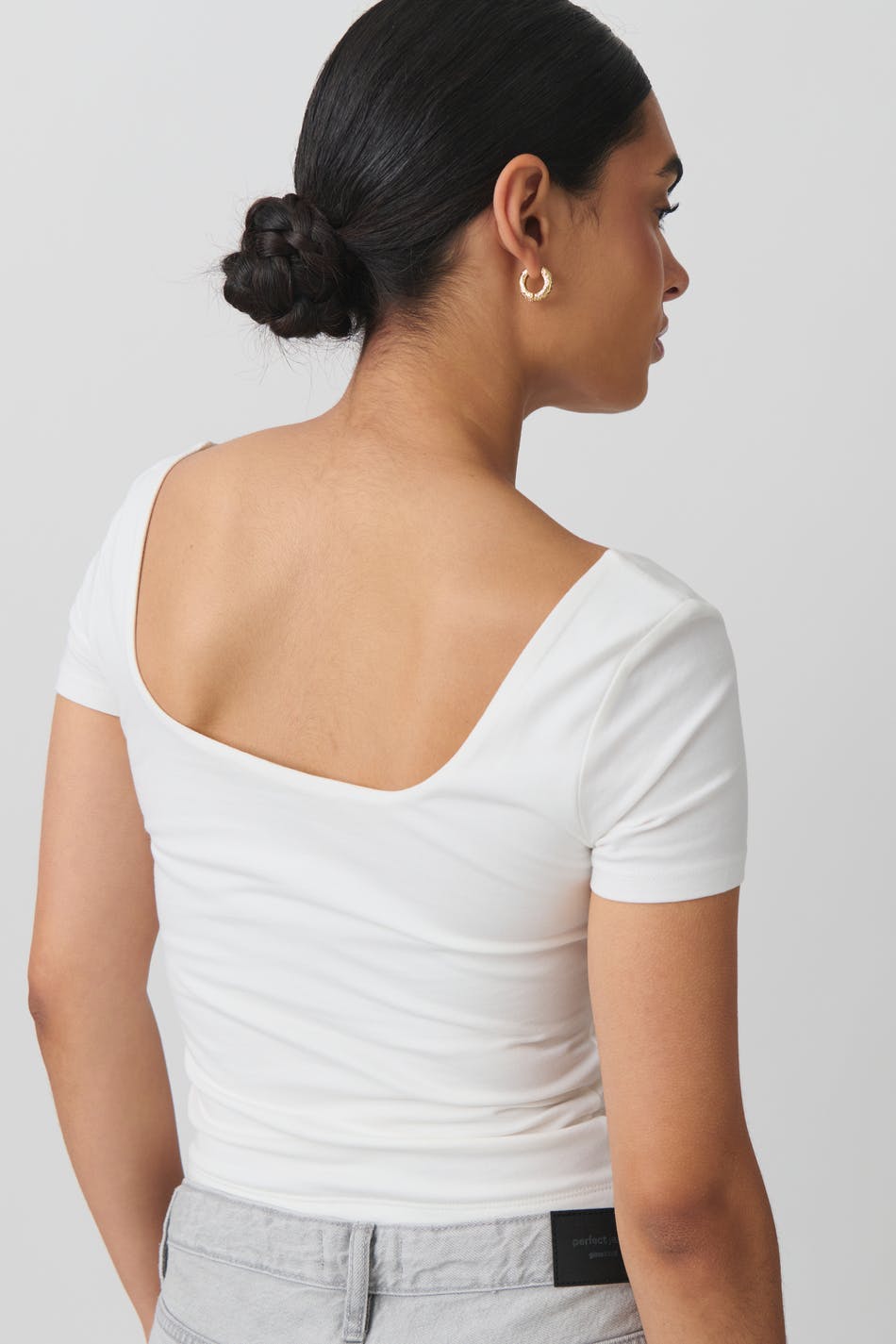 Short sleeve tight top