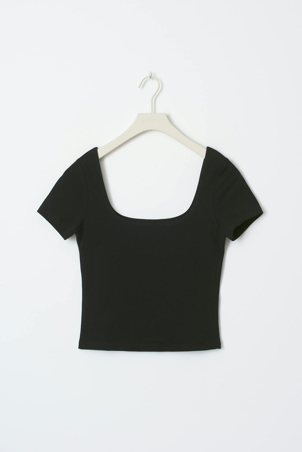 Short sleeve tight top