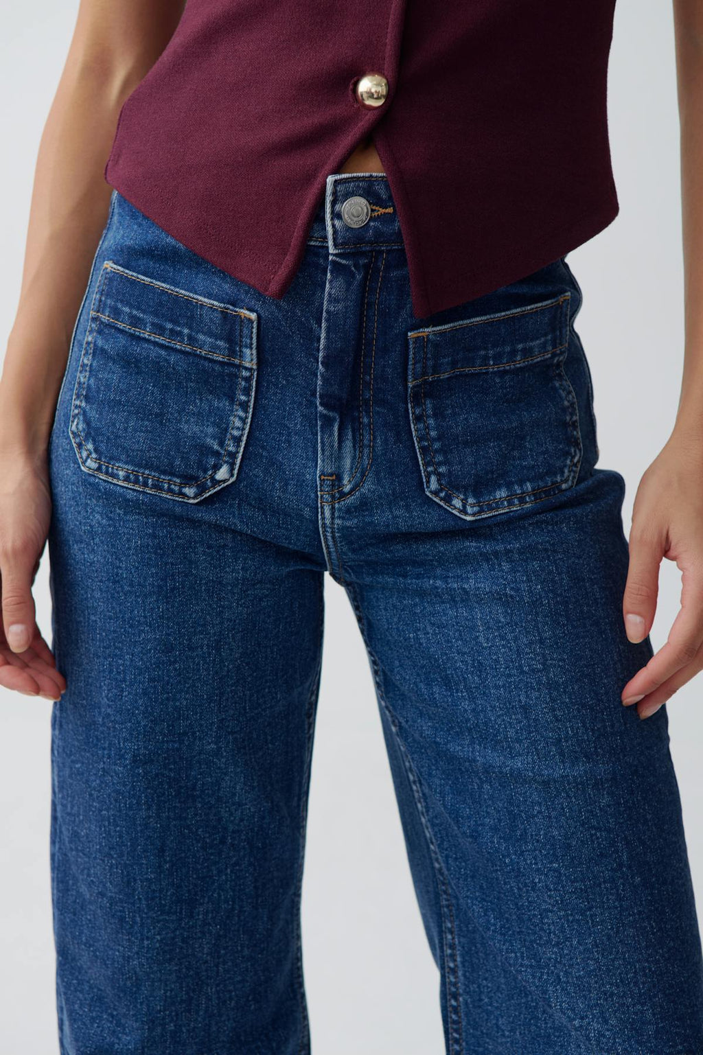 Front pocket flare jeans