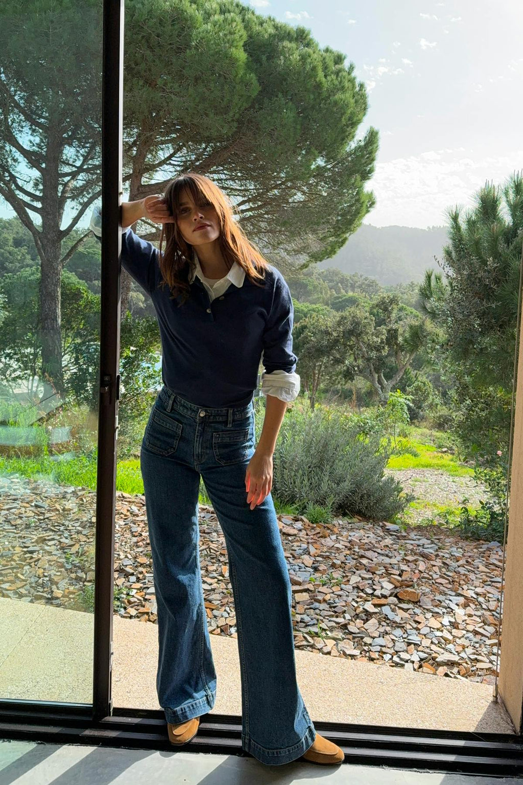 Front pocket flare jeans