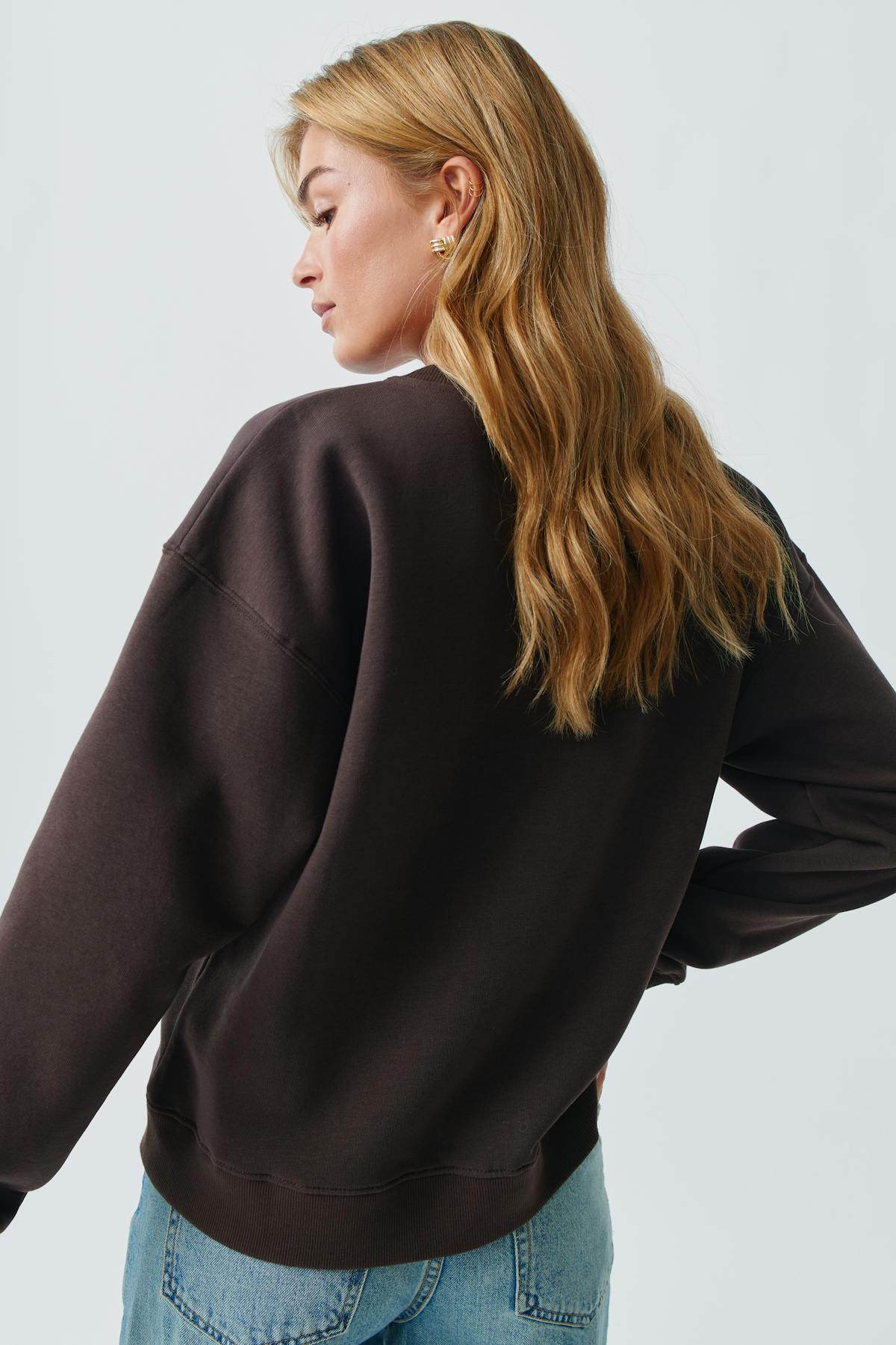 Basic sweater