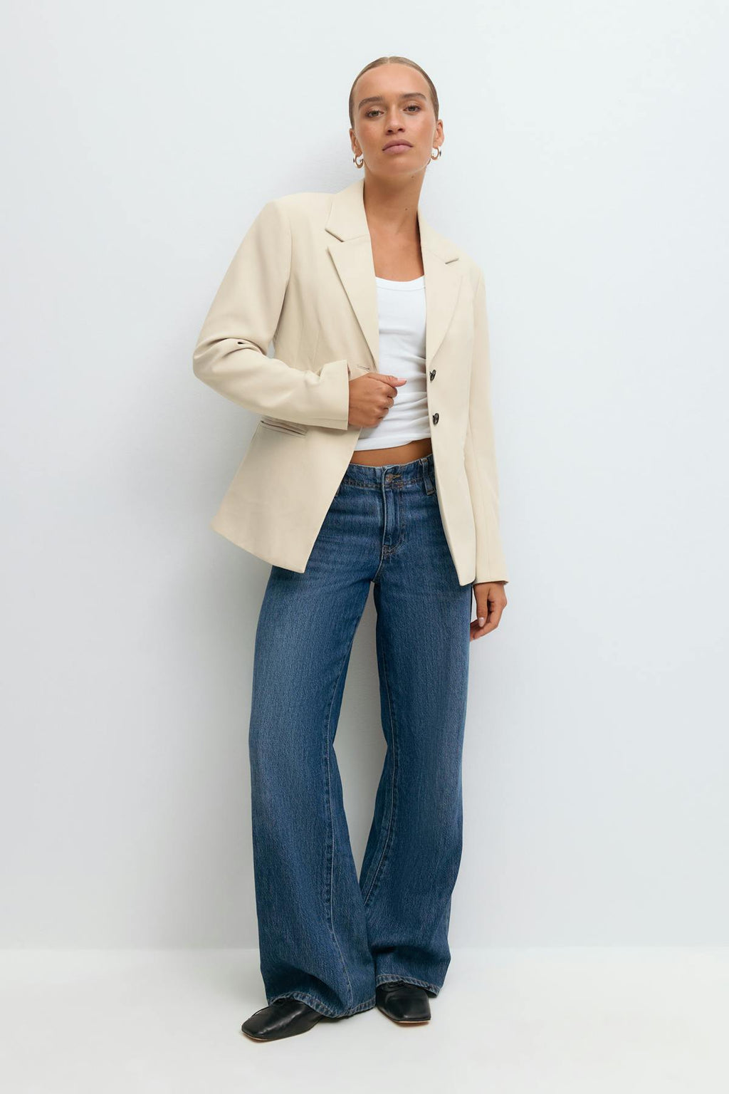 Shaped blazer