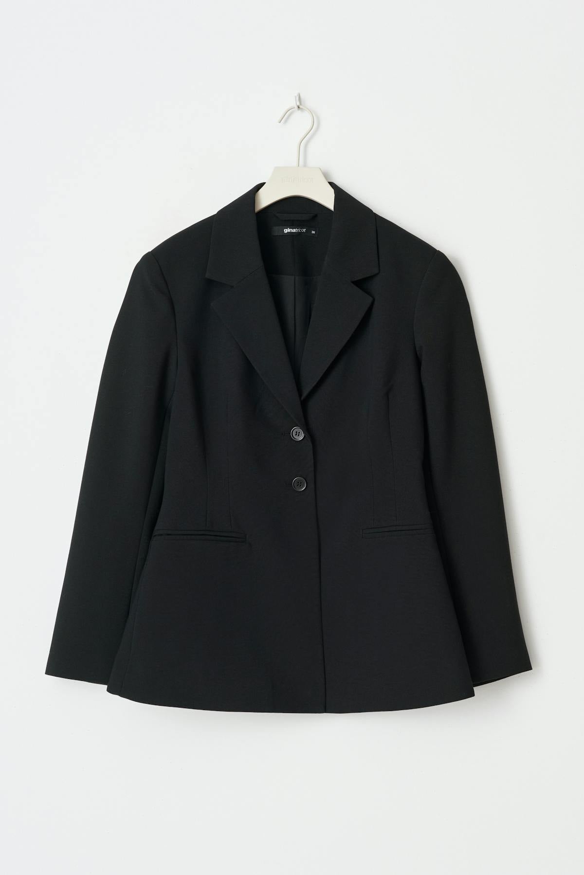 Shaped blazer