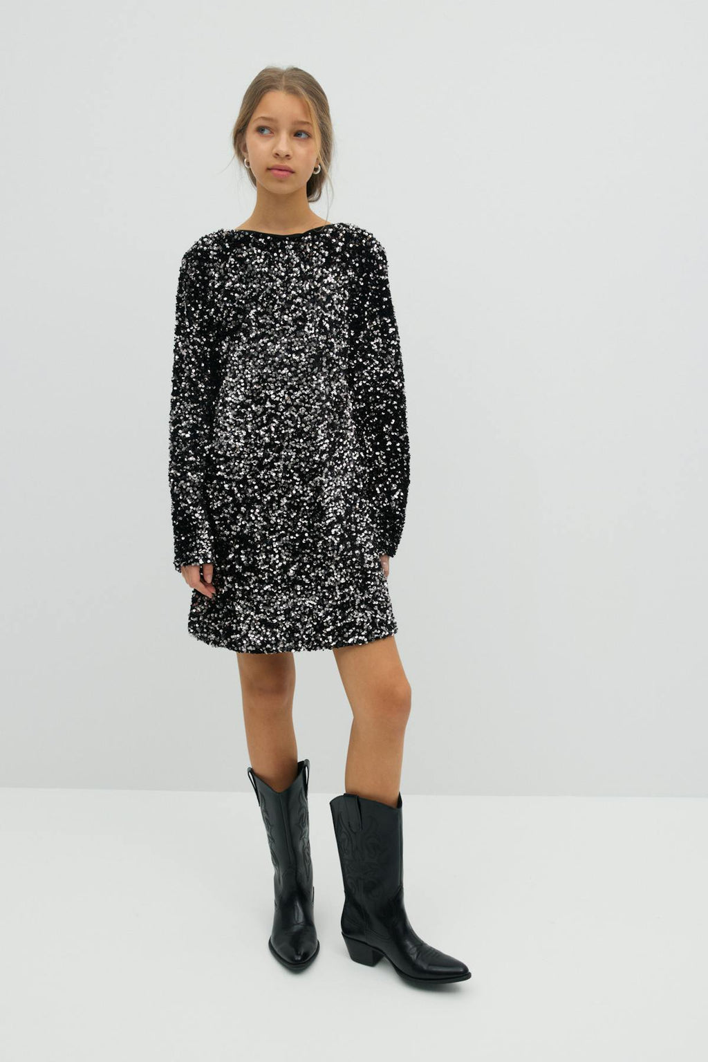 Y sequin bow dress