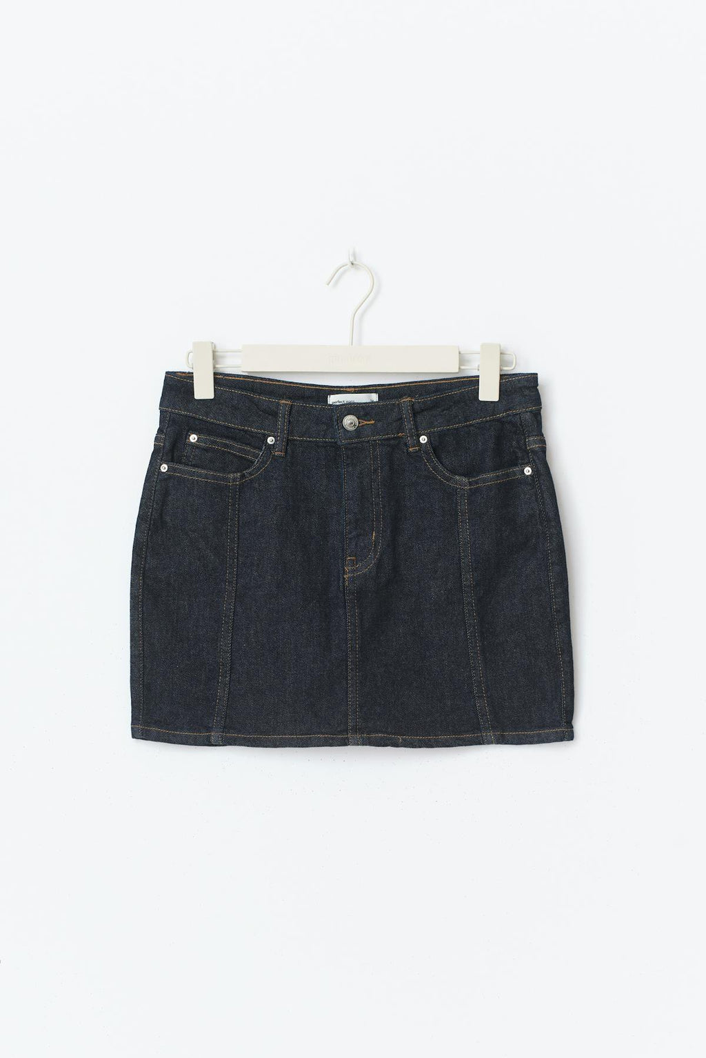 Front seam denim skirt