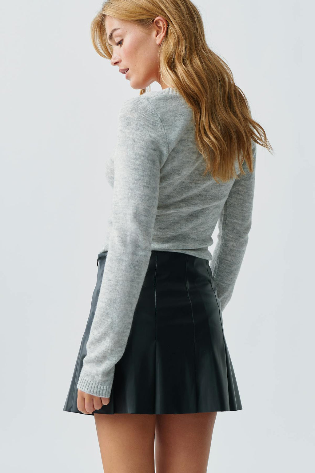 Pleated pu skirt