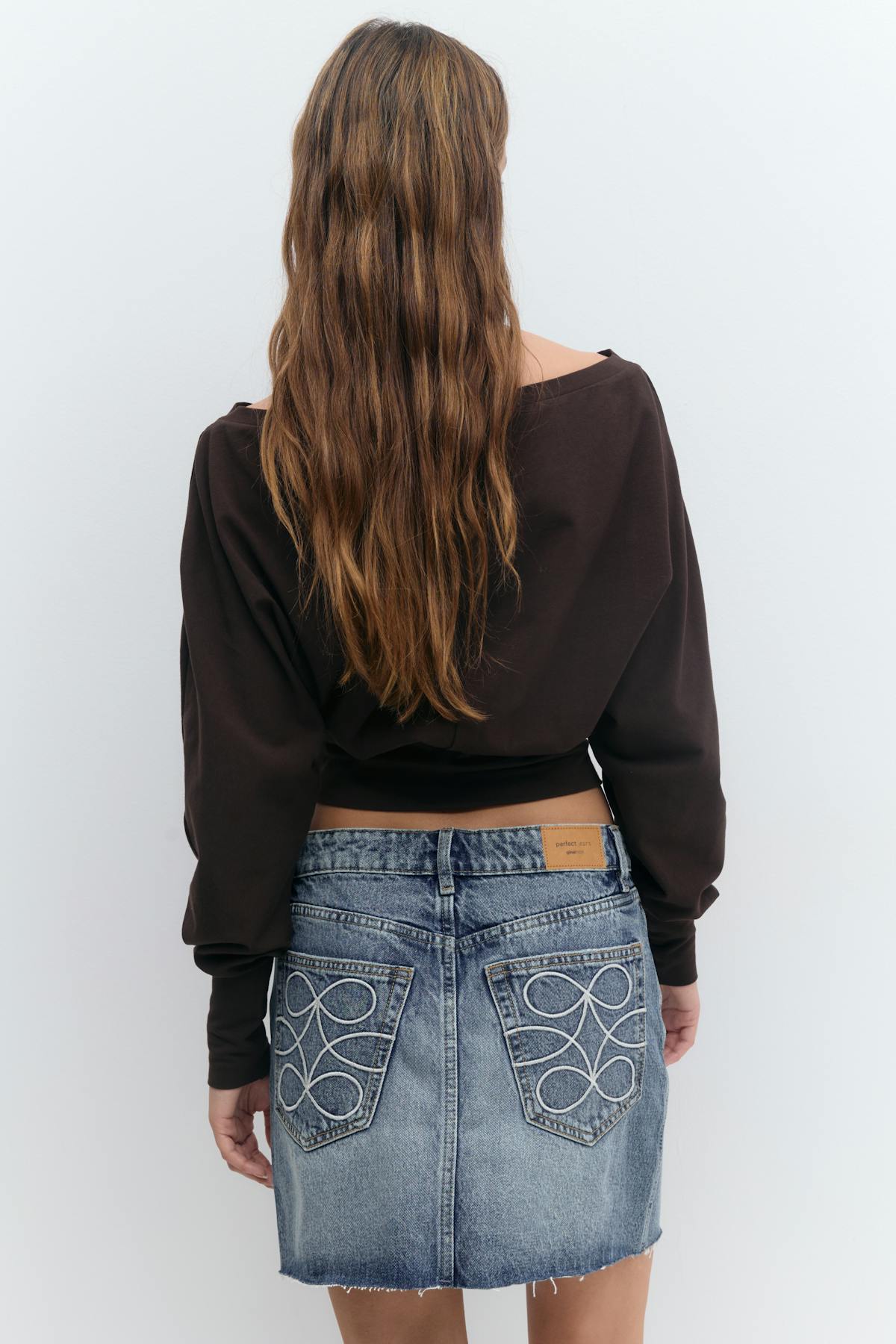Short denim skirt