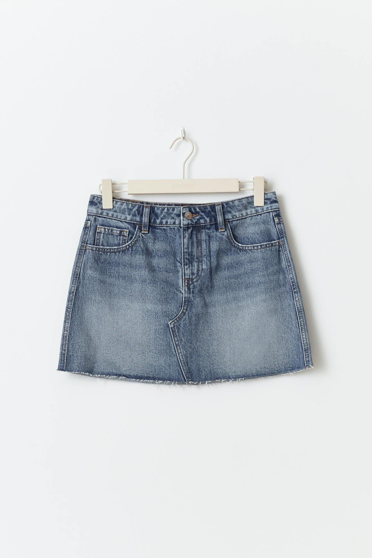 Short denim skirt