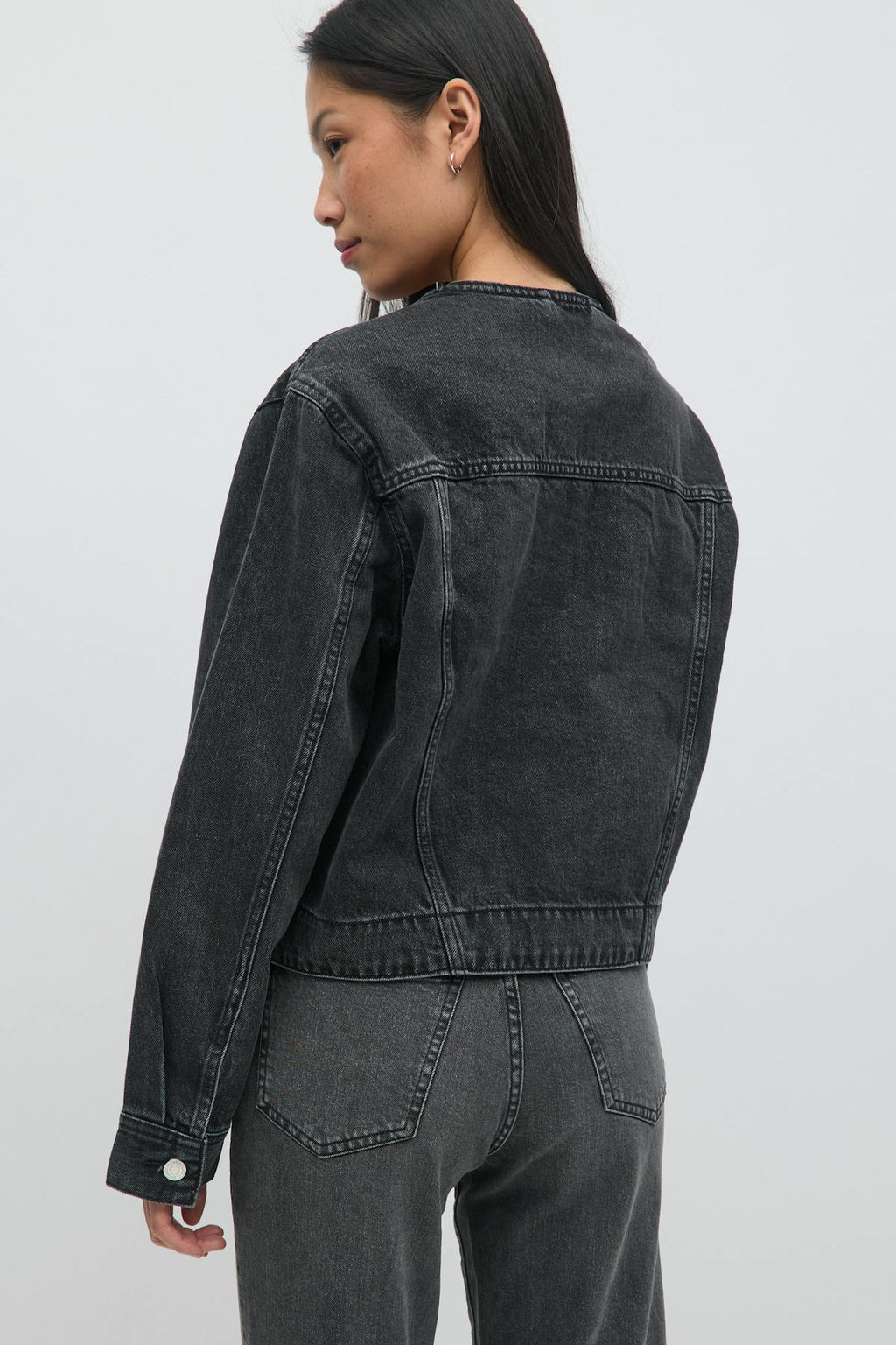Collarless denim jacket