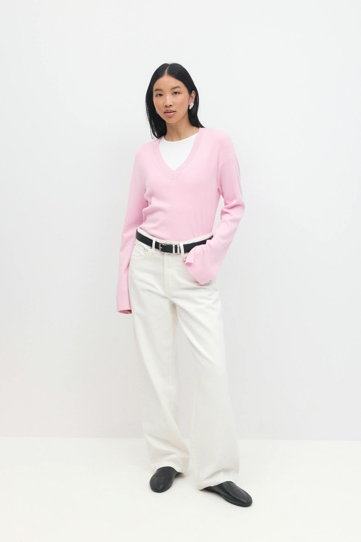 V-neck knitted top