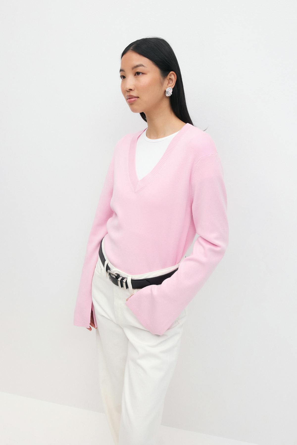 V-neck knitted top