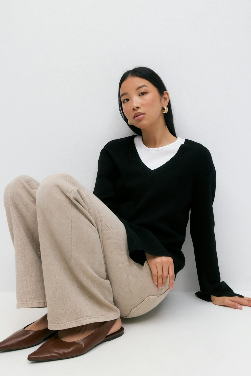 V-neck knitted top