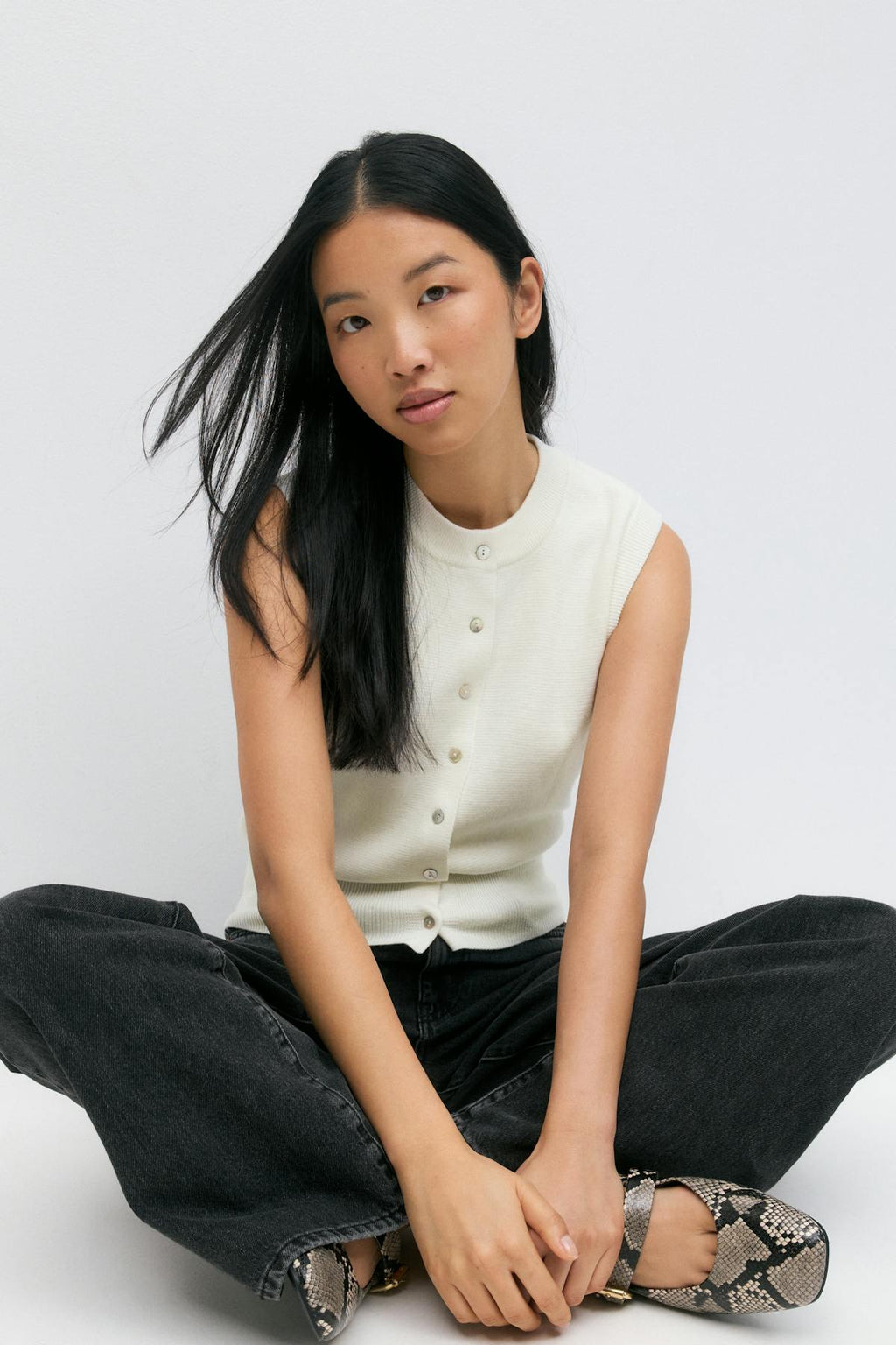 Knitted vest